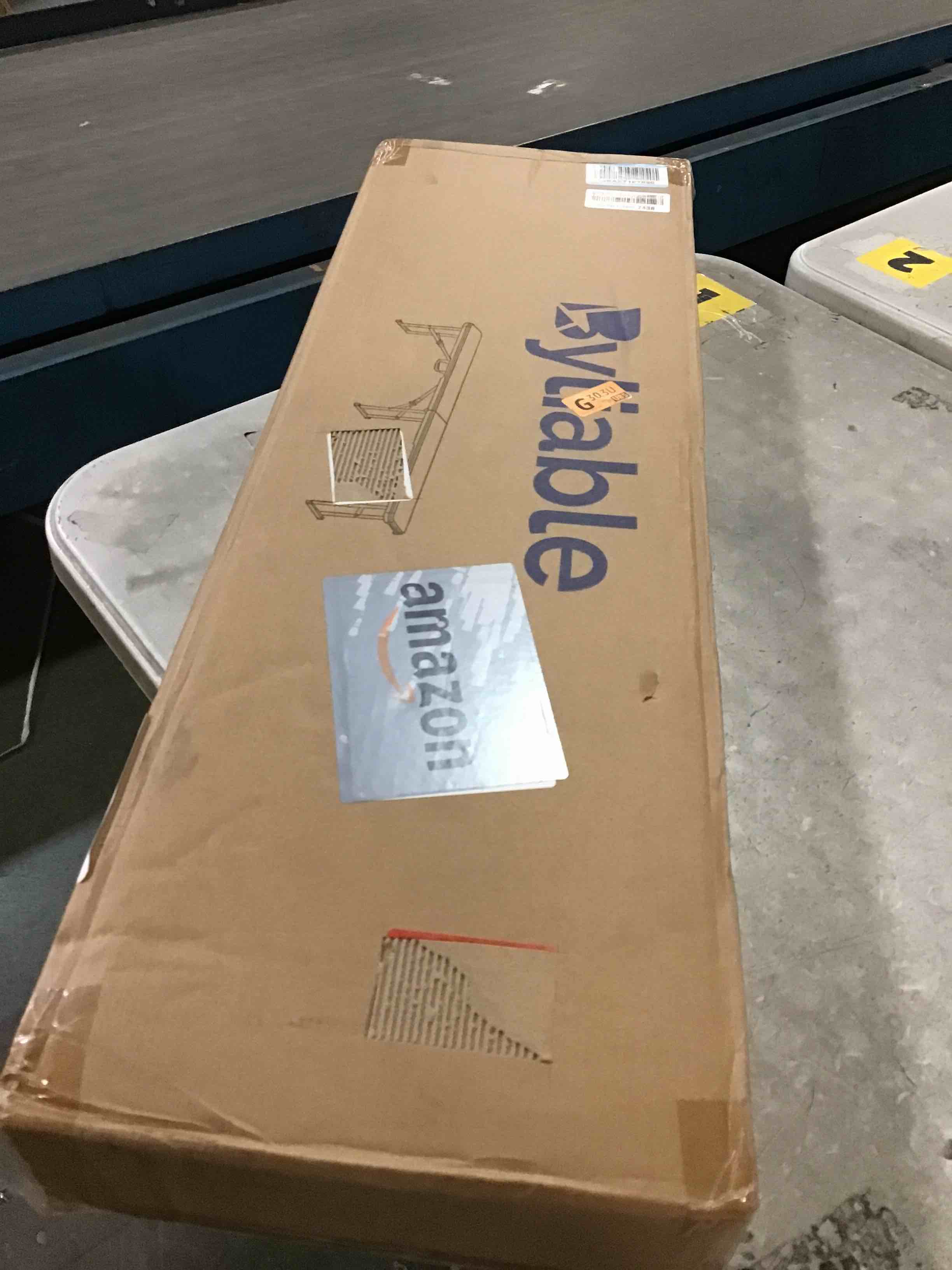 https://s3.amazonaws.com/lotting-images-prod/bidfta/PNK1377934_1735187439449.jpeg