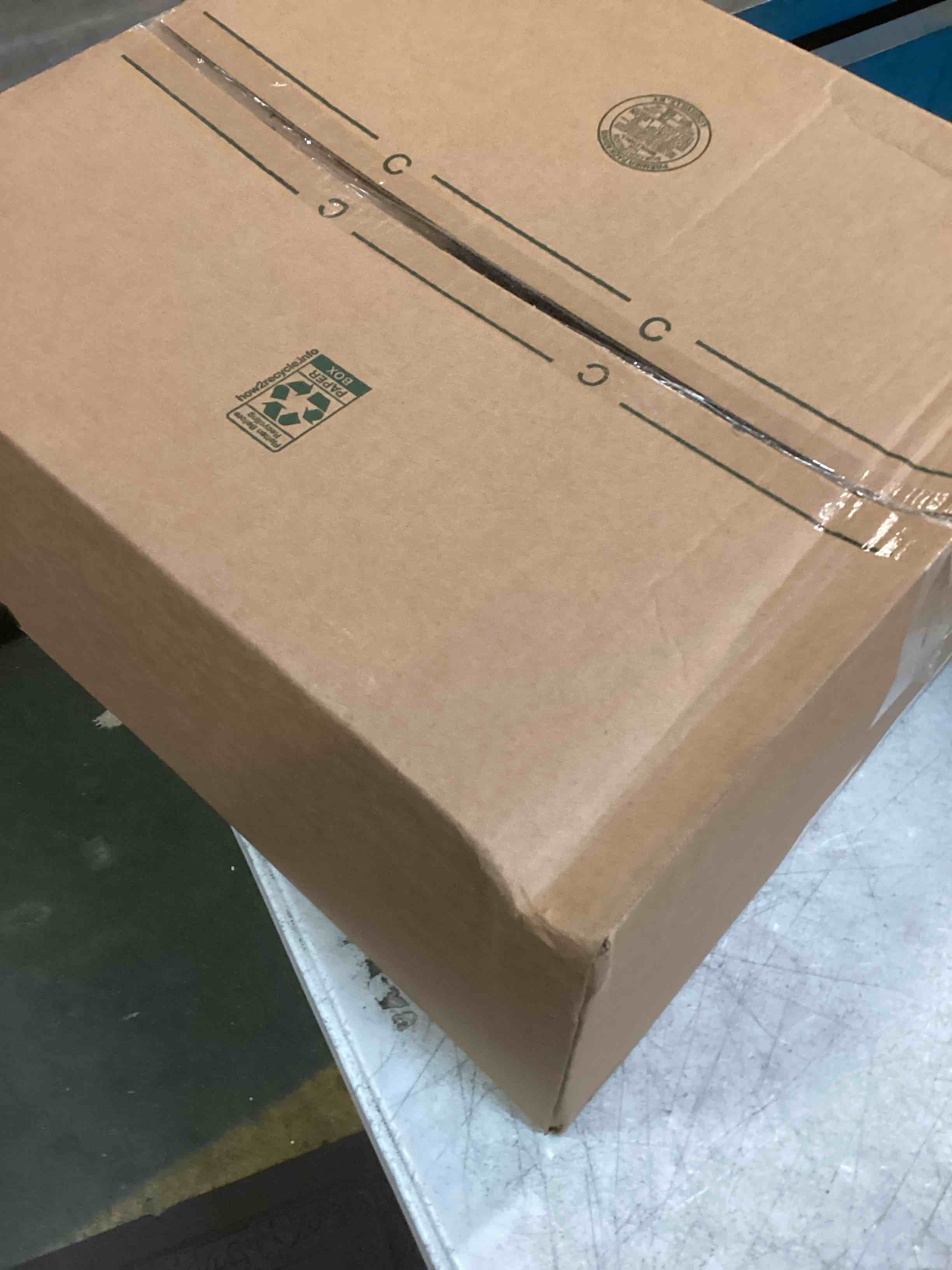 https://s3.amazonaws.com/lotting-images-prod/bidfta/PNK1378030_1732736714695.jpeg