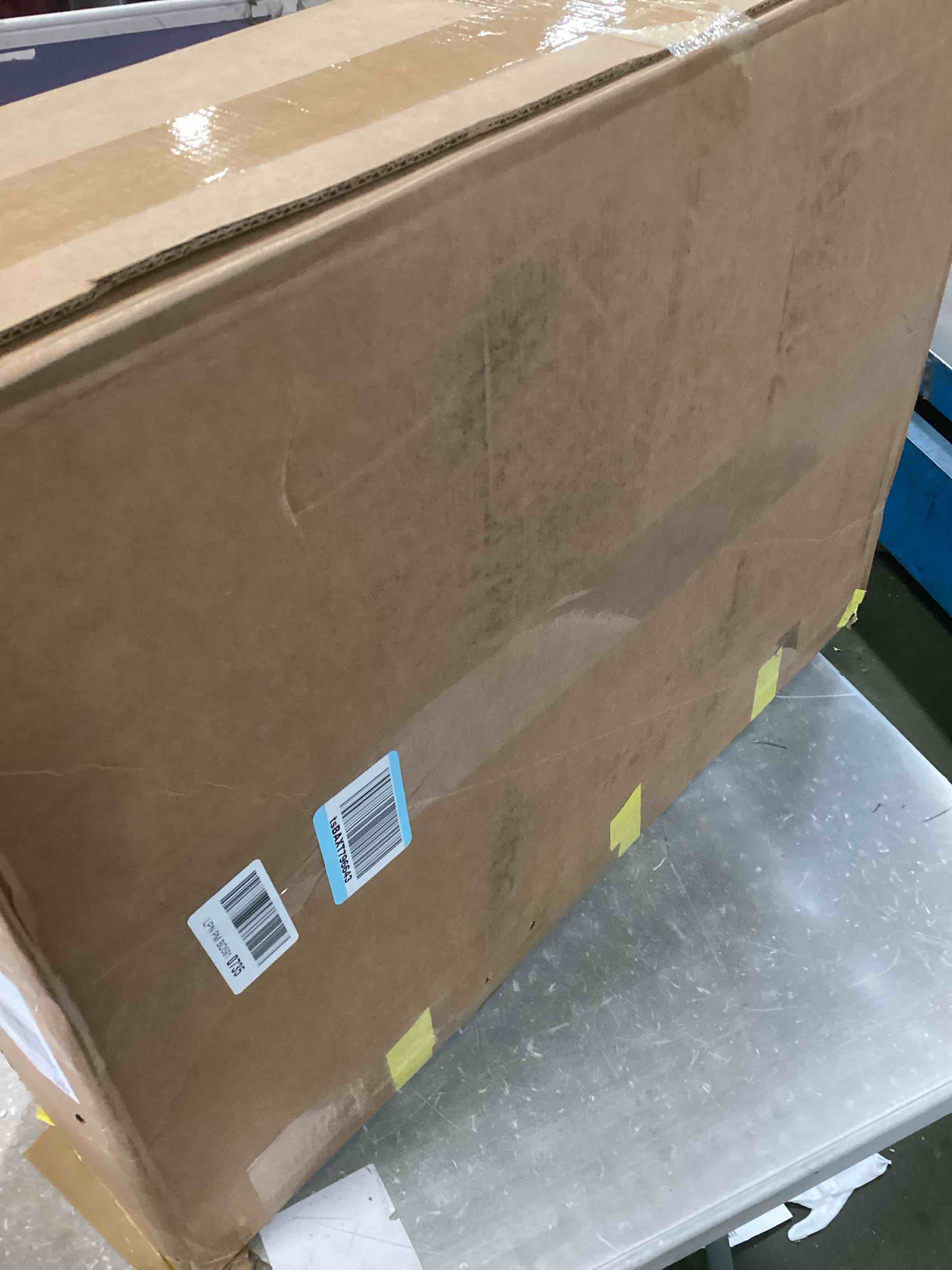 https://s3.amazonaws.com/lotting-images-prod/bidfta/PNK1378264_1733165559273.jpeg