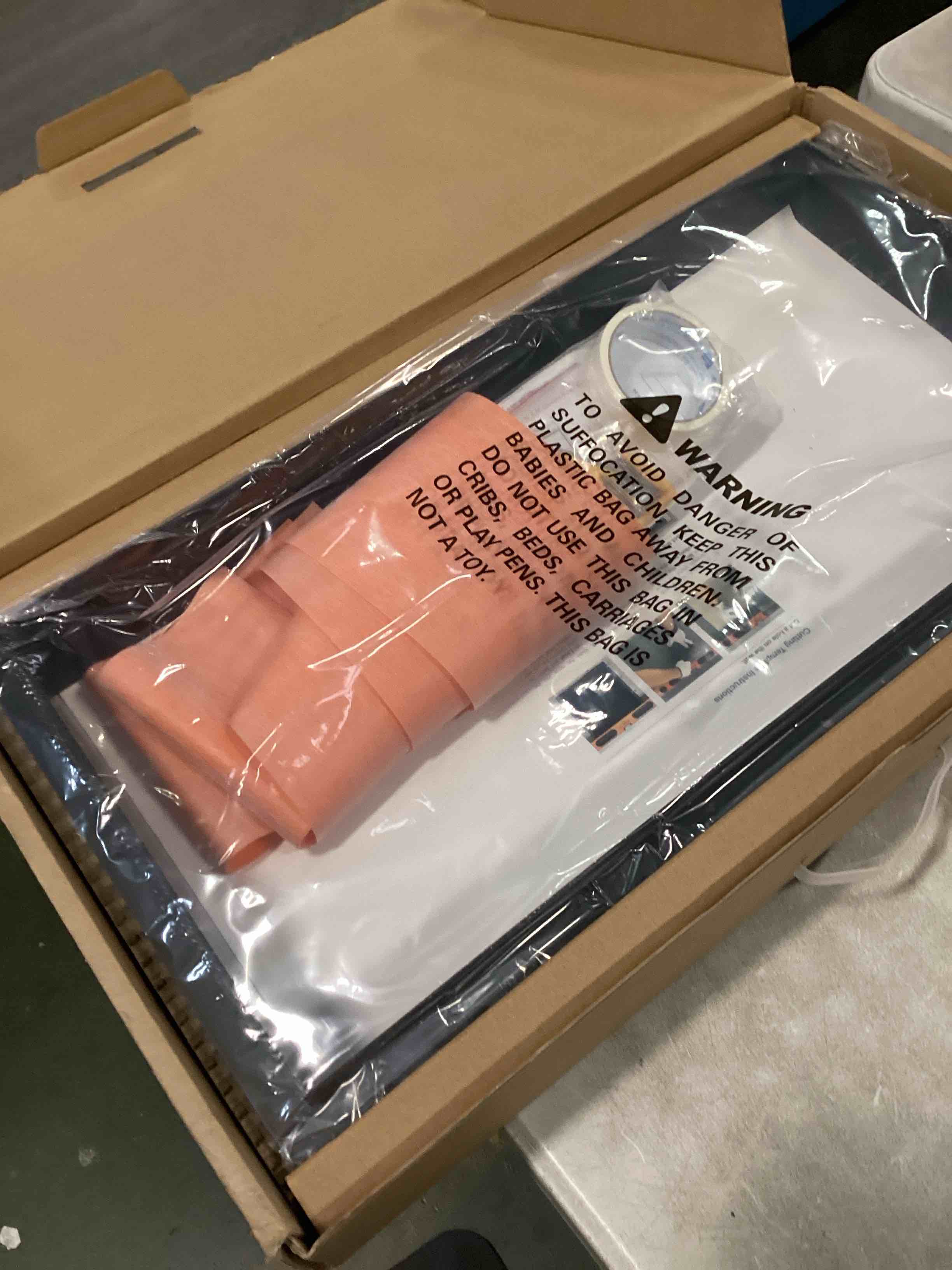 https://s3.amazonaws.com/lotting-images-prod/bidfta/PNK1378361_1733232209166.jpeg