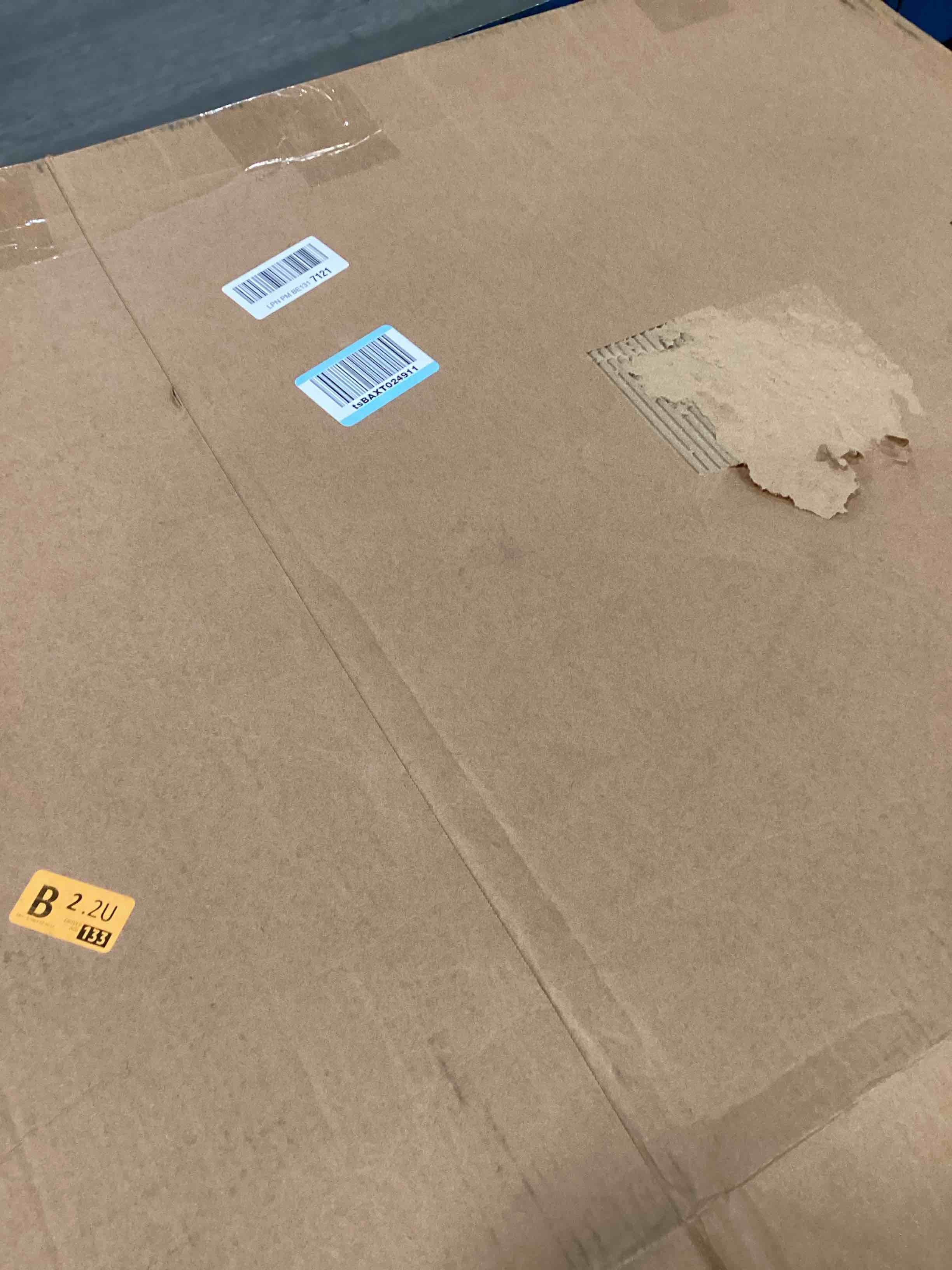https://s3.amazonaws.com/lotting-images-prod/bidfta/PNK1378481_1733246086237.jpeg