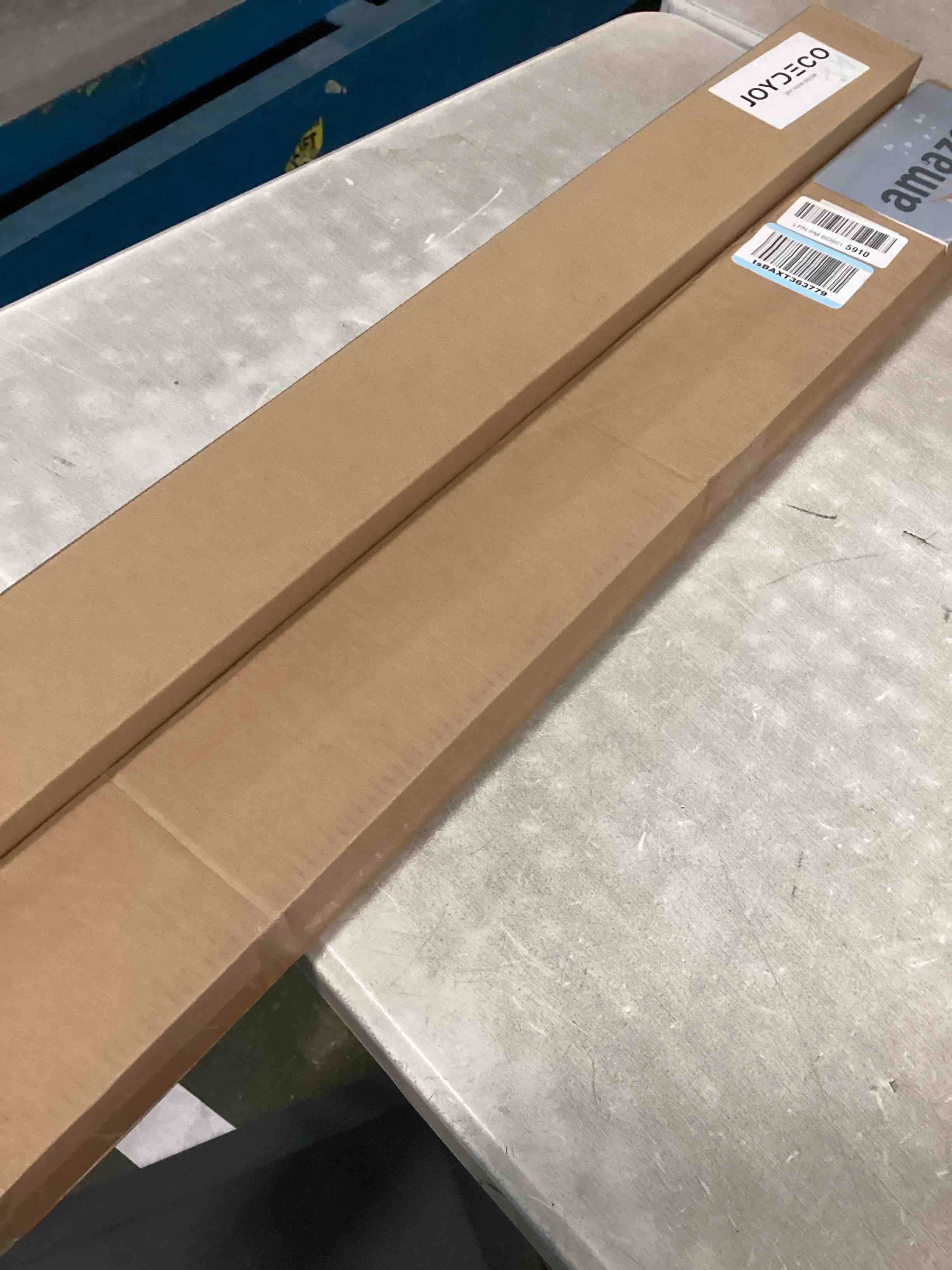 https://s3.amazonaws.com/lotting-images-prod/bidfta/PNK1378548_1733255329410.jpeg