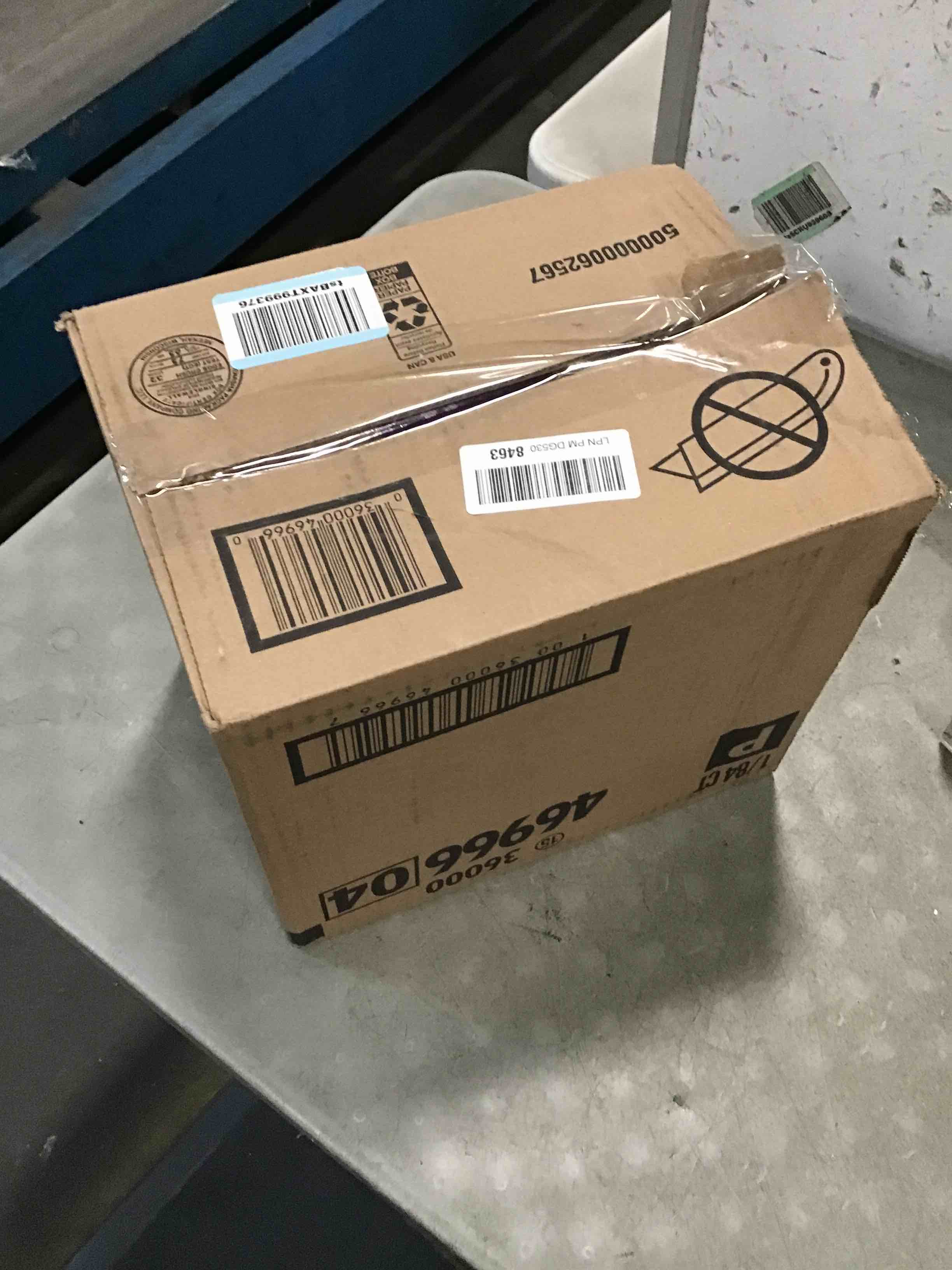 https://s3.amazonaws.com/lotting-images-prod/bidfta/PNK1378847_1733401948929.jpeg