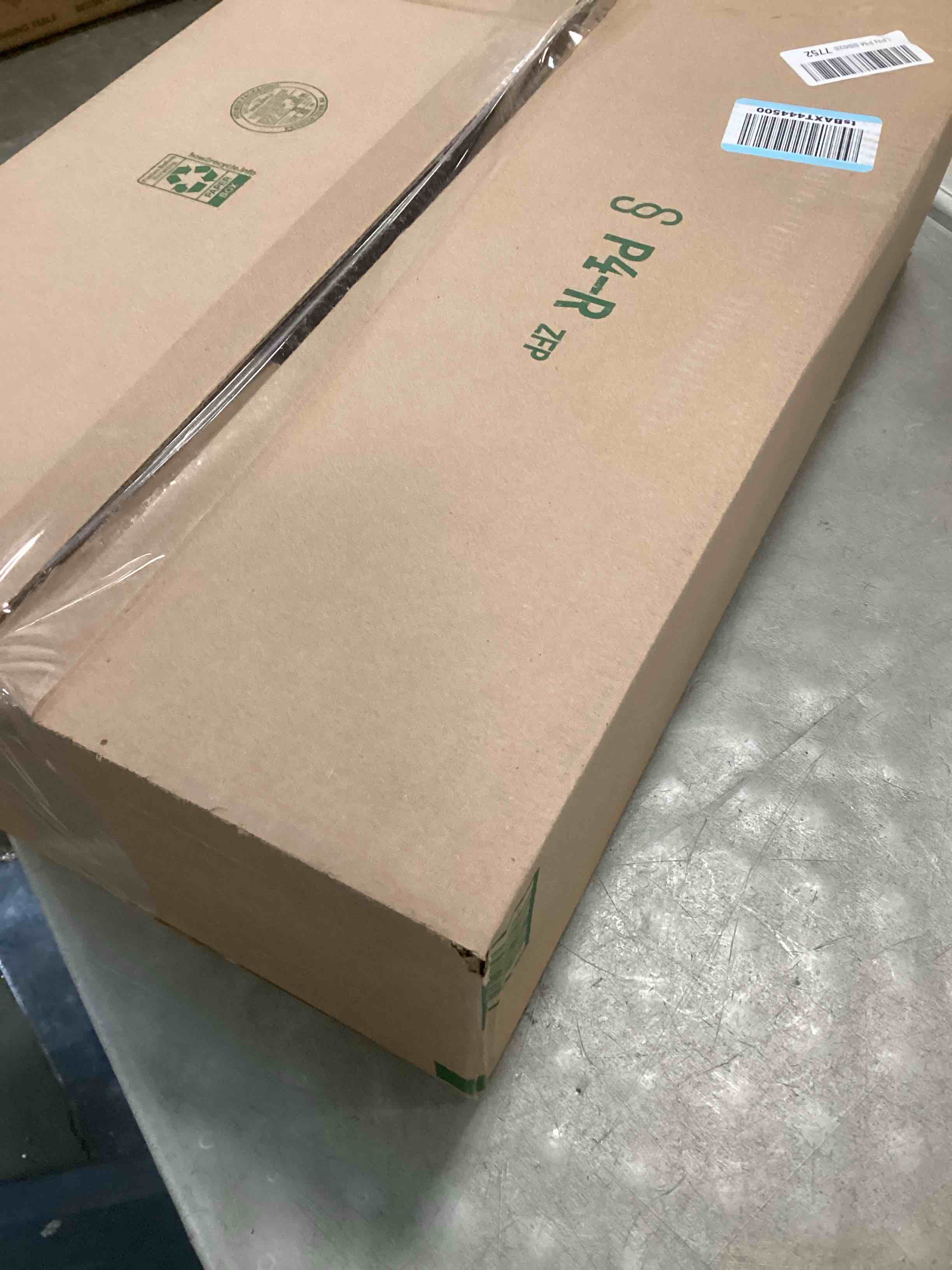 https://s3.amazonaws.com/lotting-images-prod/bidfta/PNK1378991_1733420266451.jpeg