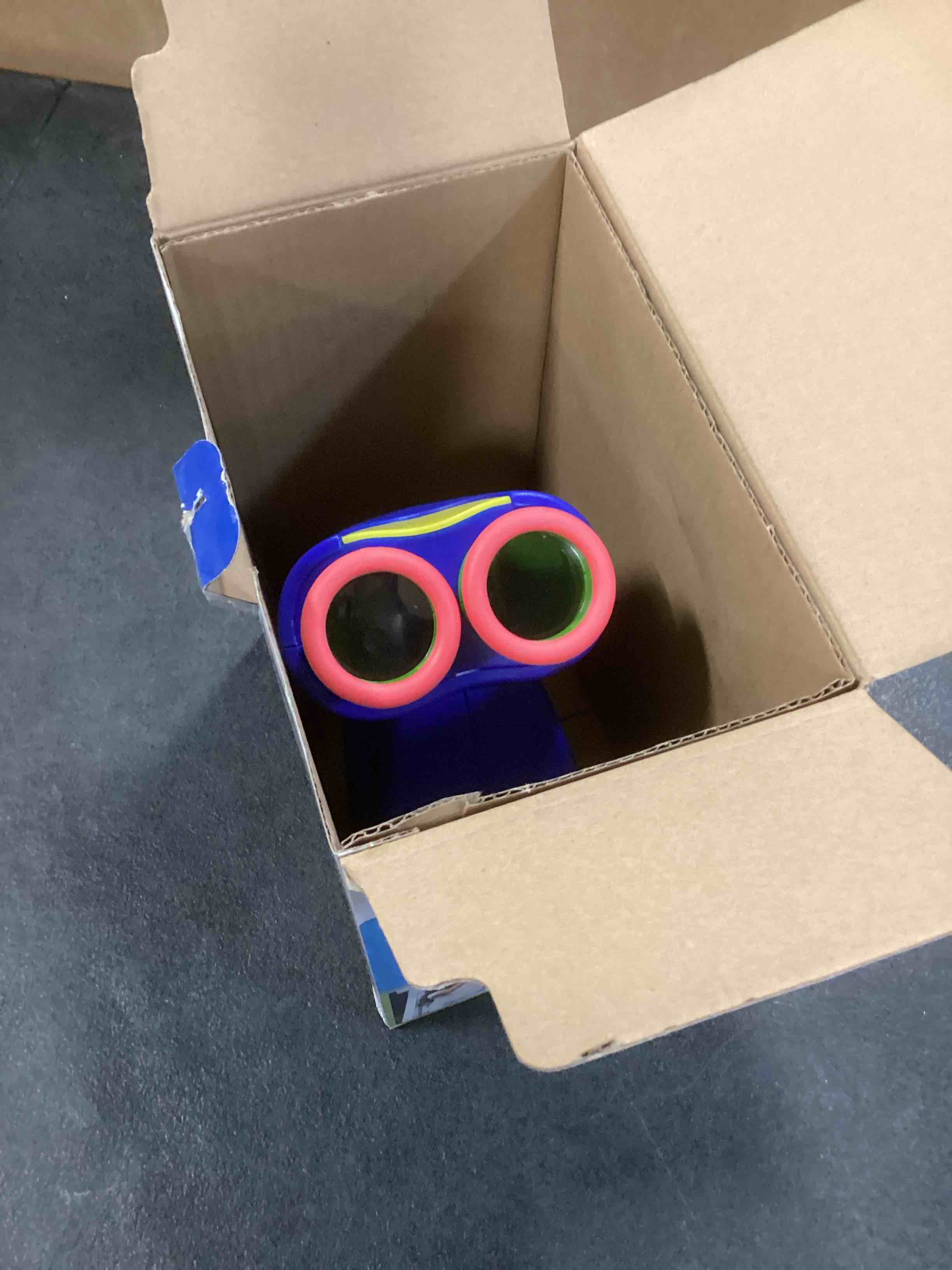 https://s3.amazonaws.com/lotting-images-prod/bidfta/PNK1379089_1733487385148.jpeg