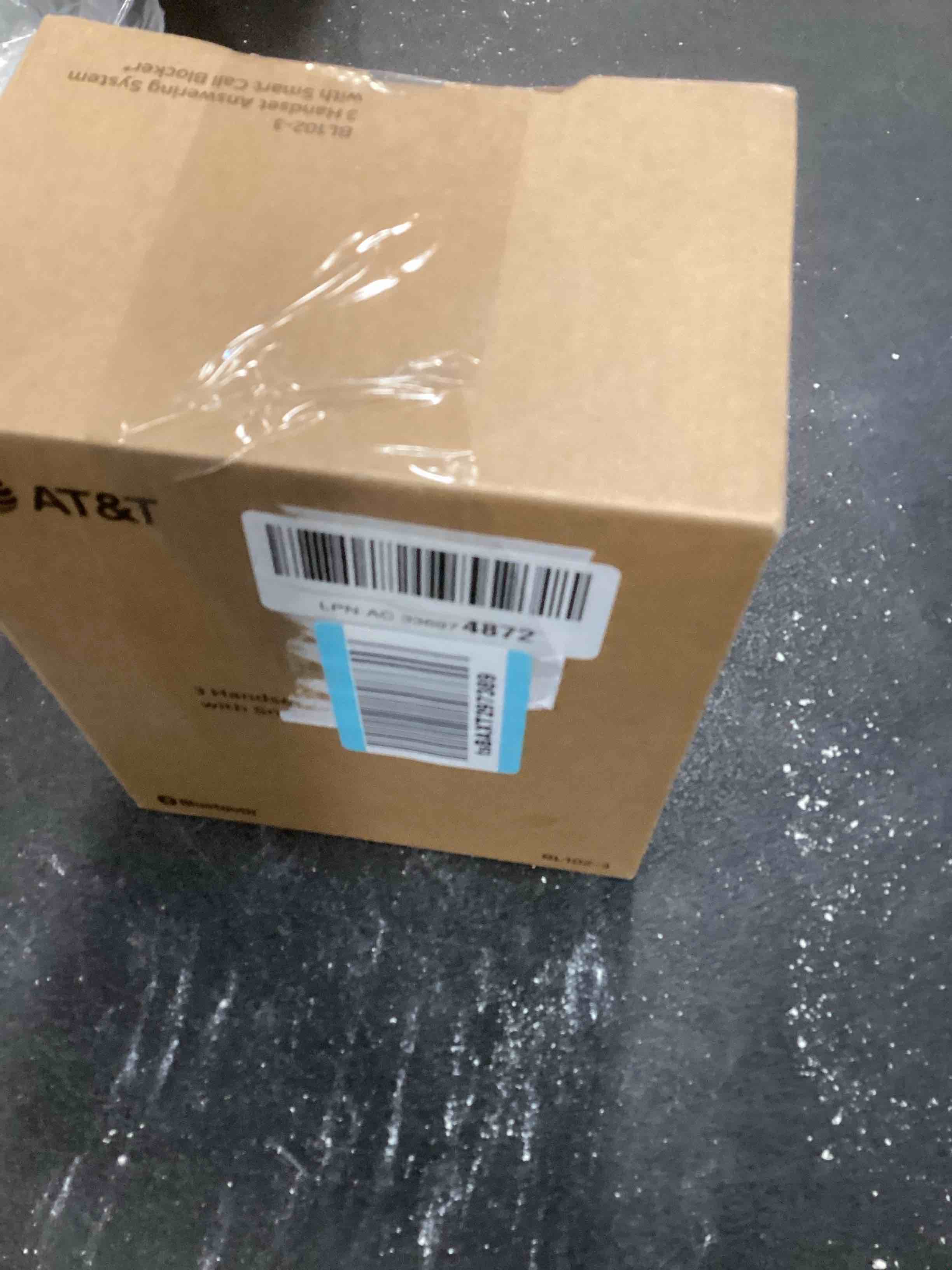 https://s3.amazonaws.com/lotting-images-prod/bidfta/PNK1379129_1733494119289.jpeg