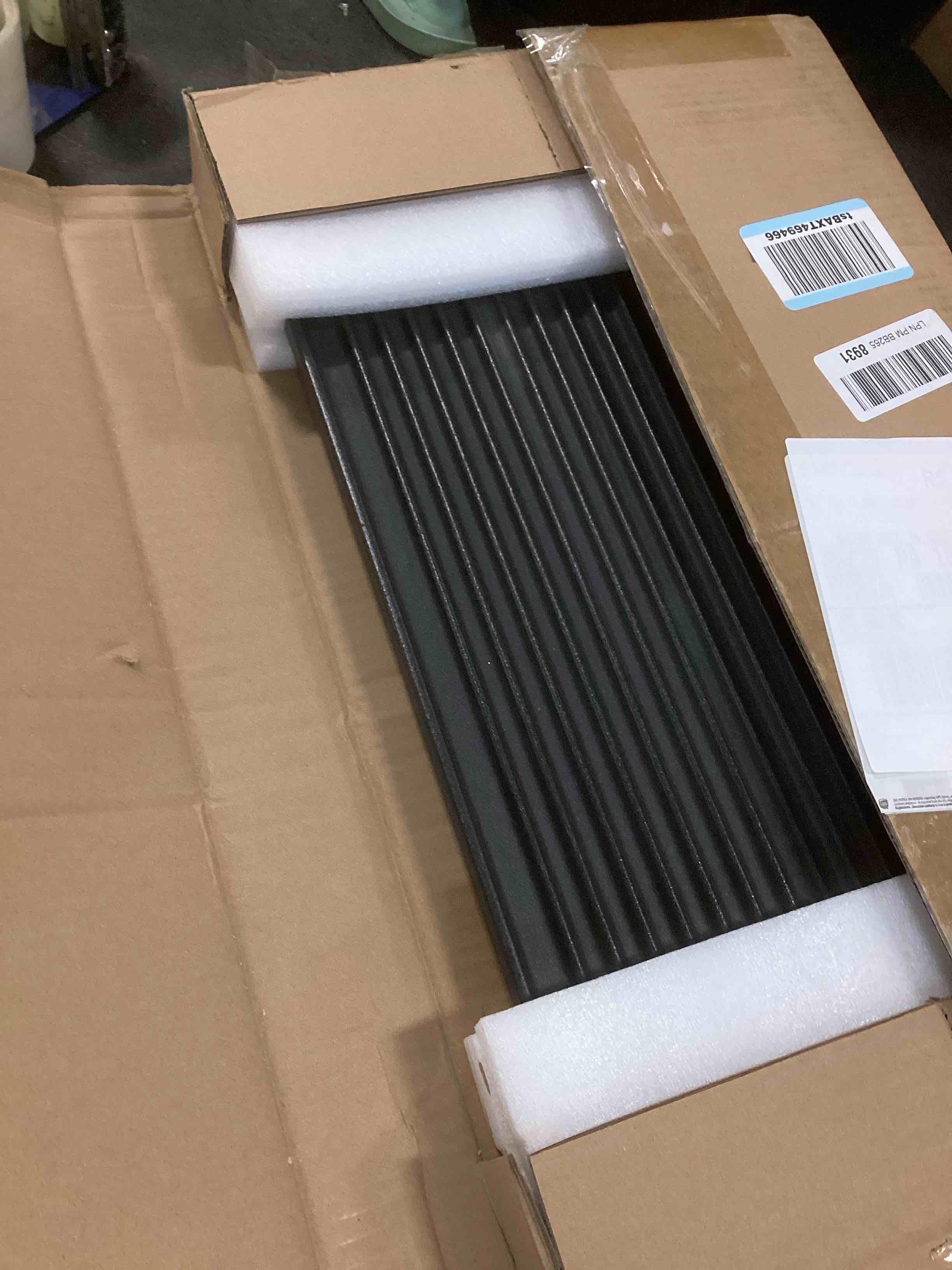 https://s3.amazonaws.com/lotting-images-prod/bidfta/PNK1379273_1733514899380.jpeg
