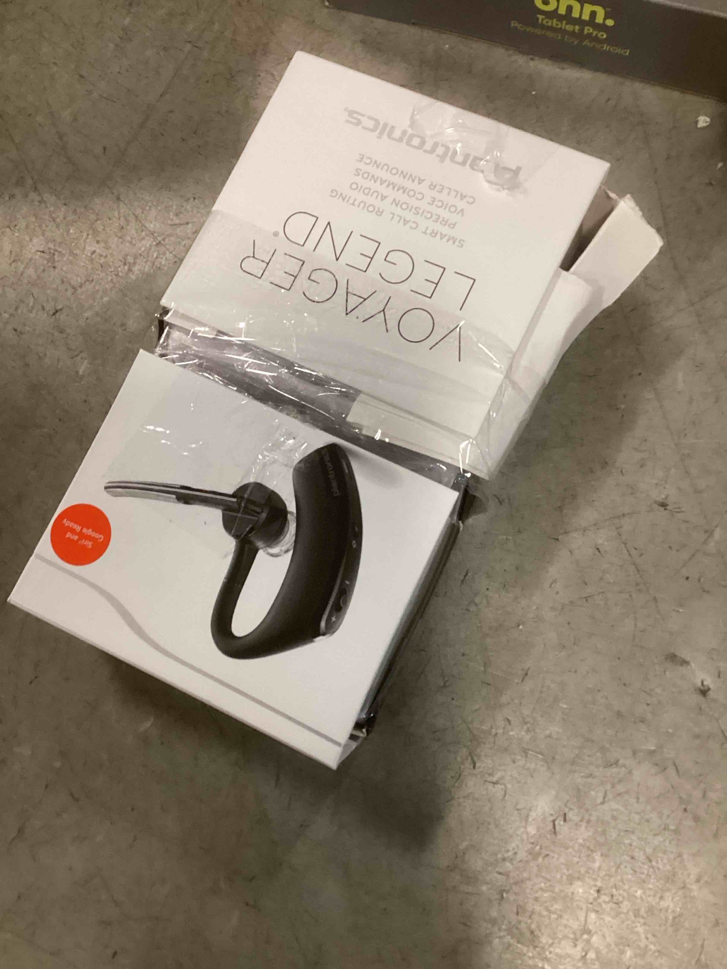 https://s3.amazonaws.com/lotting-images-prod/bidfta/PNK1379574_1733835089515.jpeg