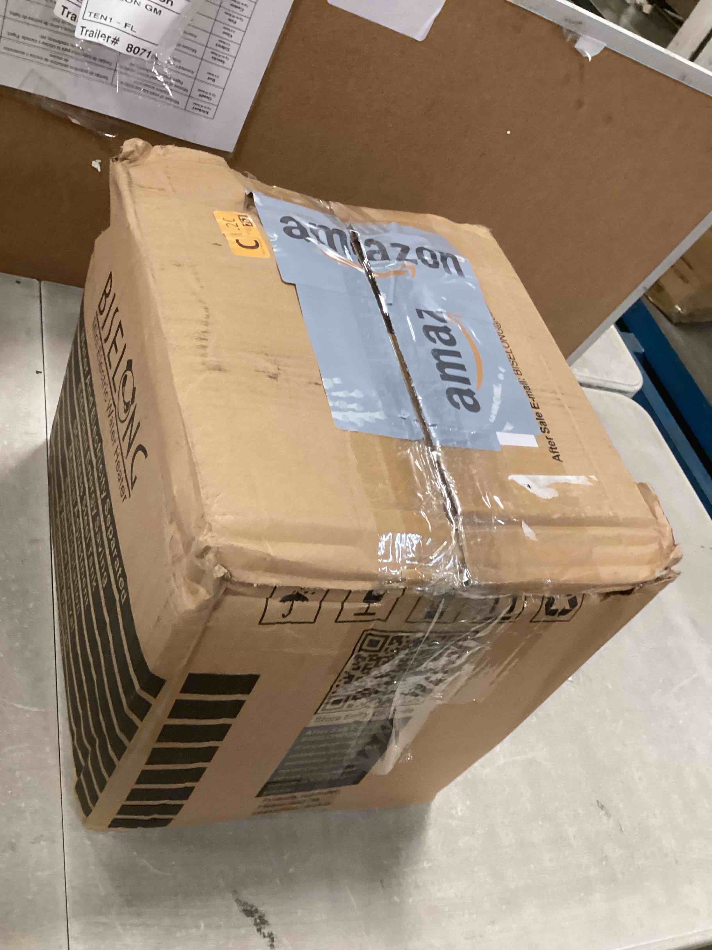 https://s3.amazonaws.com/lotting-images-prod/bidfta/PNK1380649_1734626051343.jpeg
