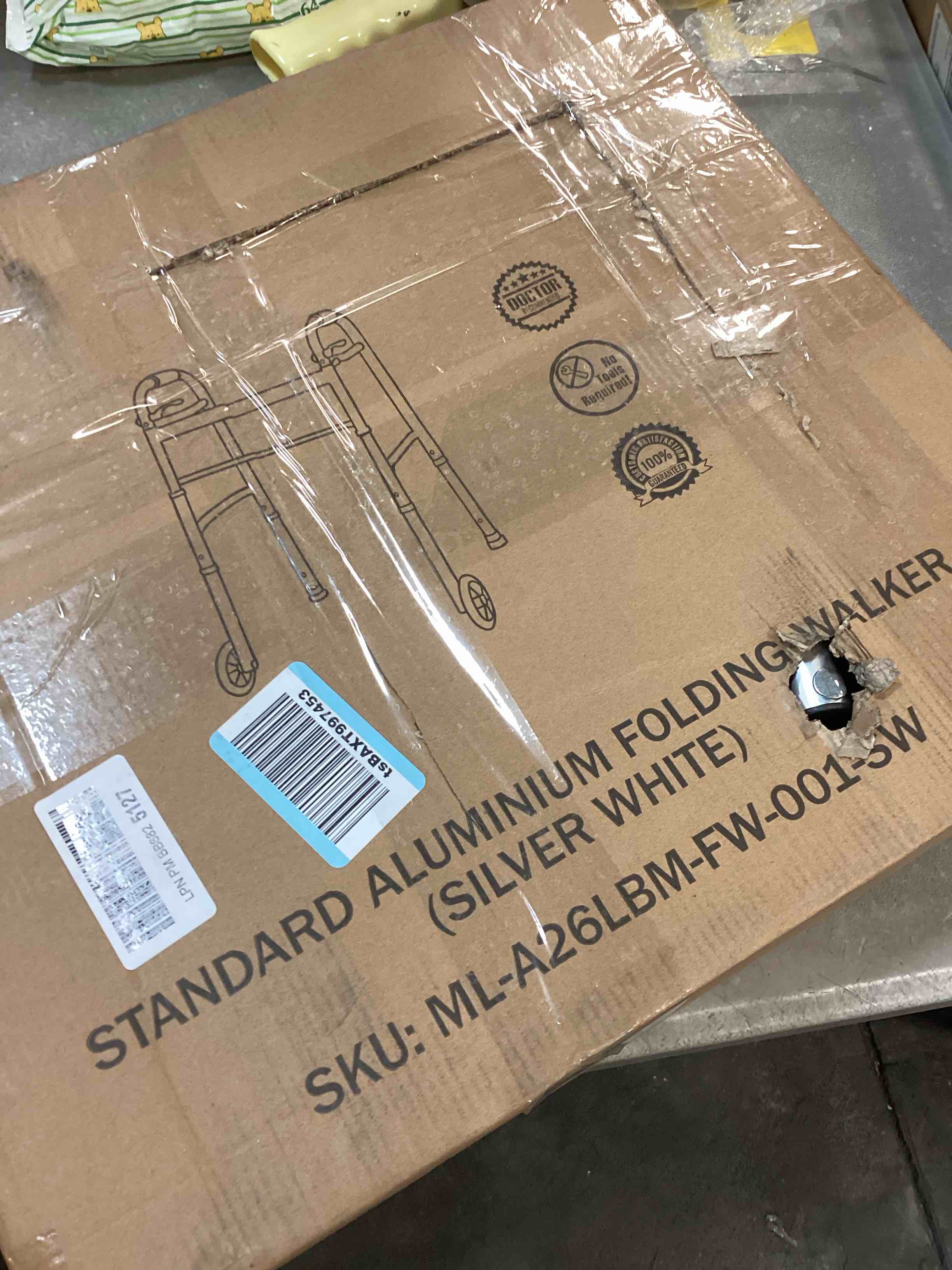 https://s3.amazonaws.com/lotting-images-prod/bidfta/PNK1381082_1732721710820.jpeg