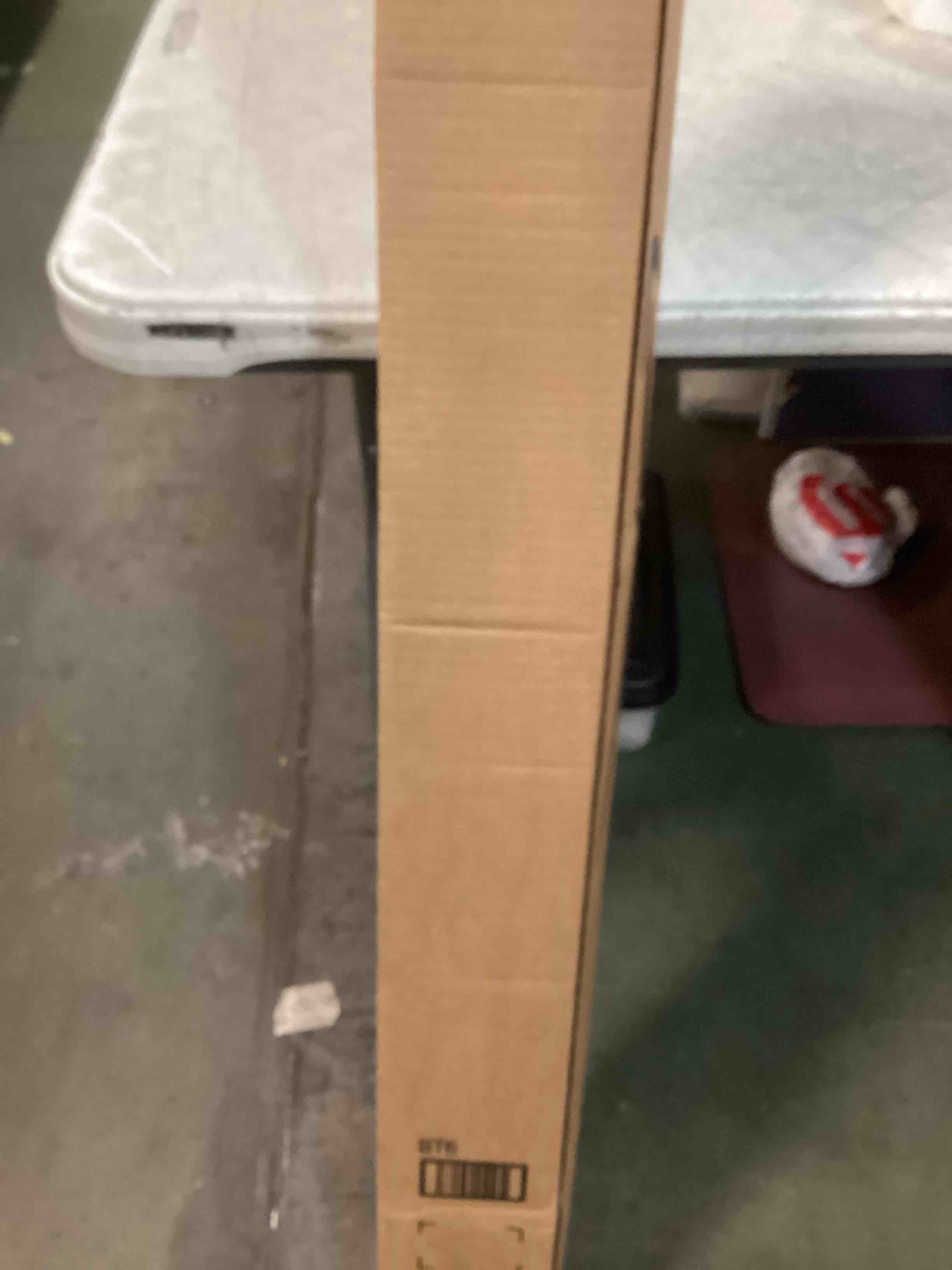 https://s3.amazonaws.com/lotting-images-prod/bidfta/PNK1381224_1732886355420.jpeg