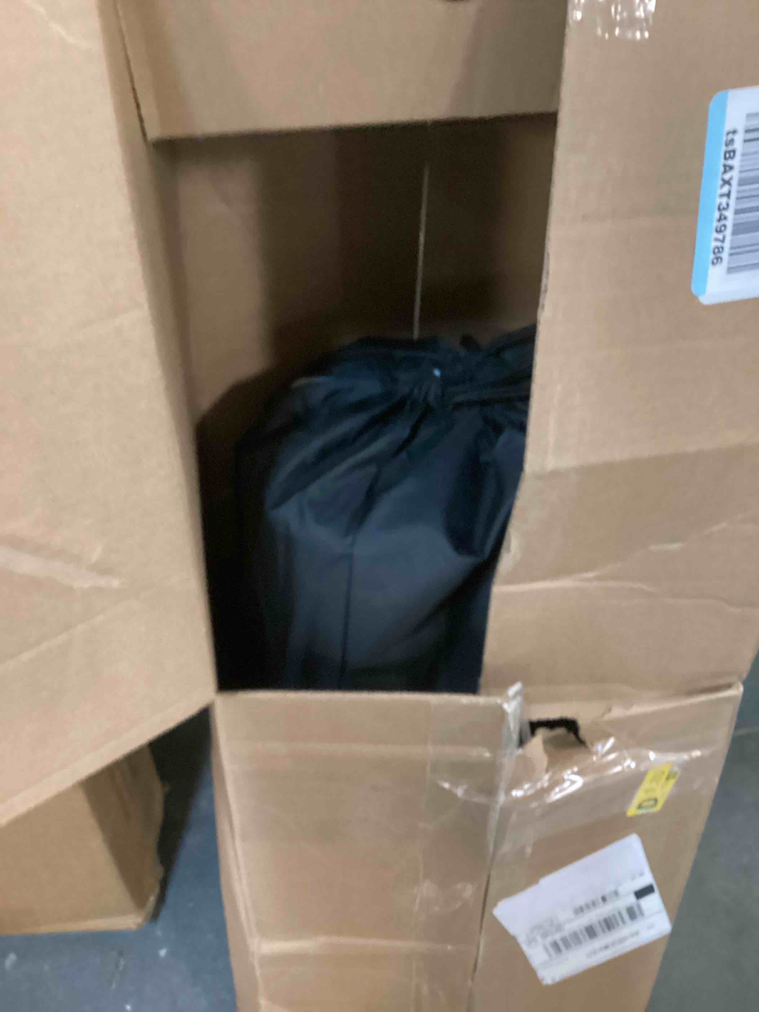 https://s3.amazonaws.com/lotting-images-prod/bidfta/PNK1381600_1733172201524.jpeg