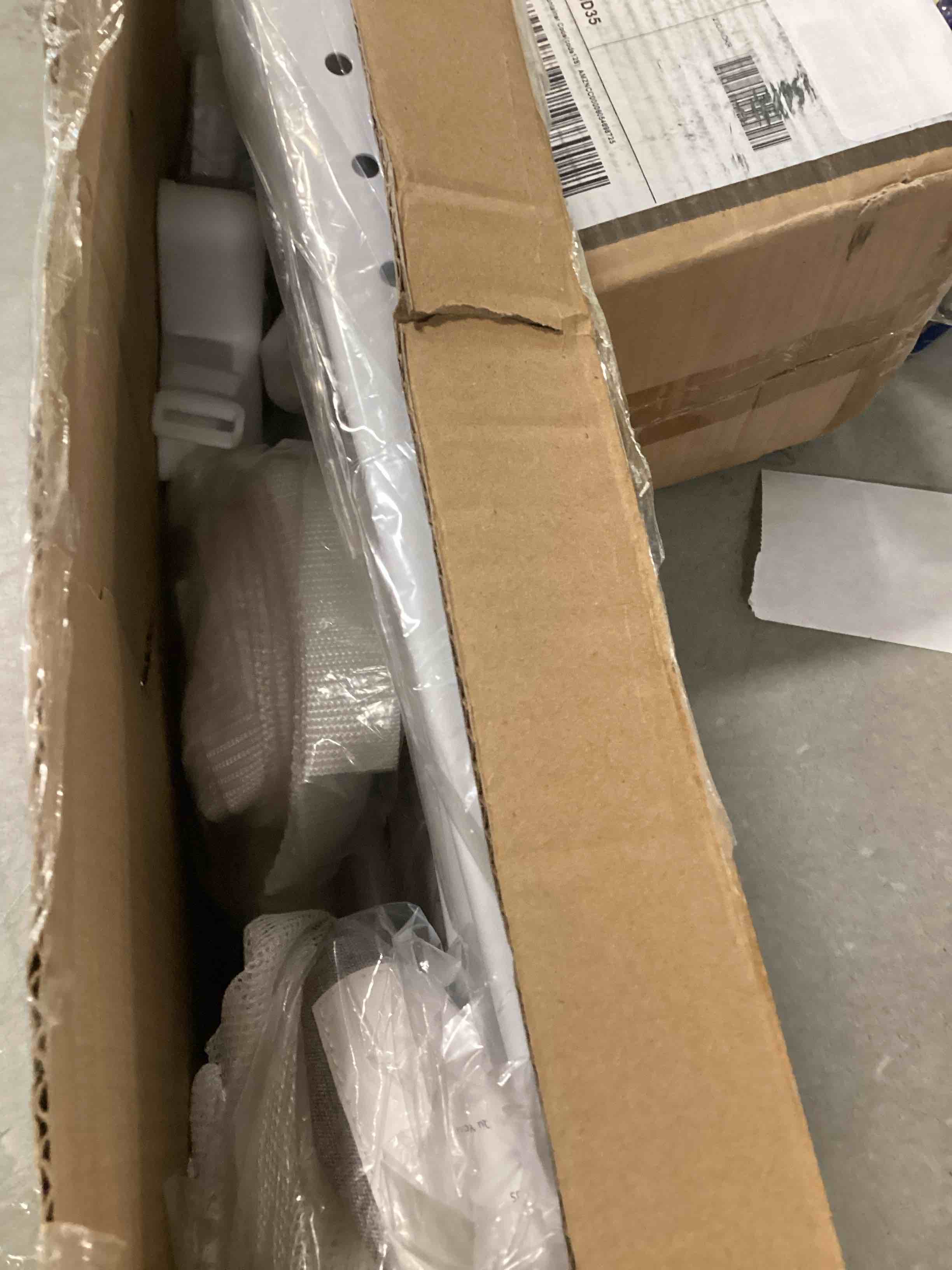 https://s3.amazonaws.com/lotting-images-prod/bidfta/PNK1382178_1733407113940.jpeg