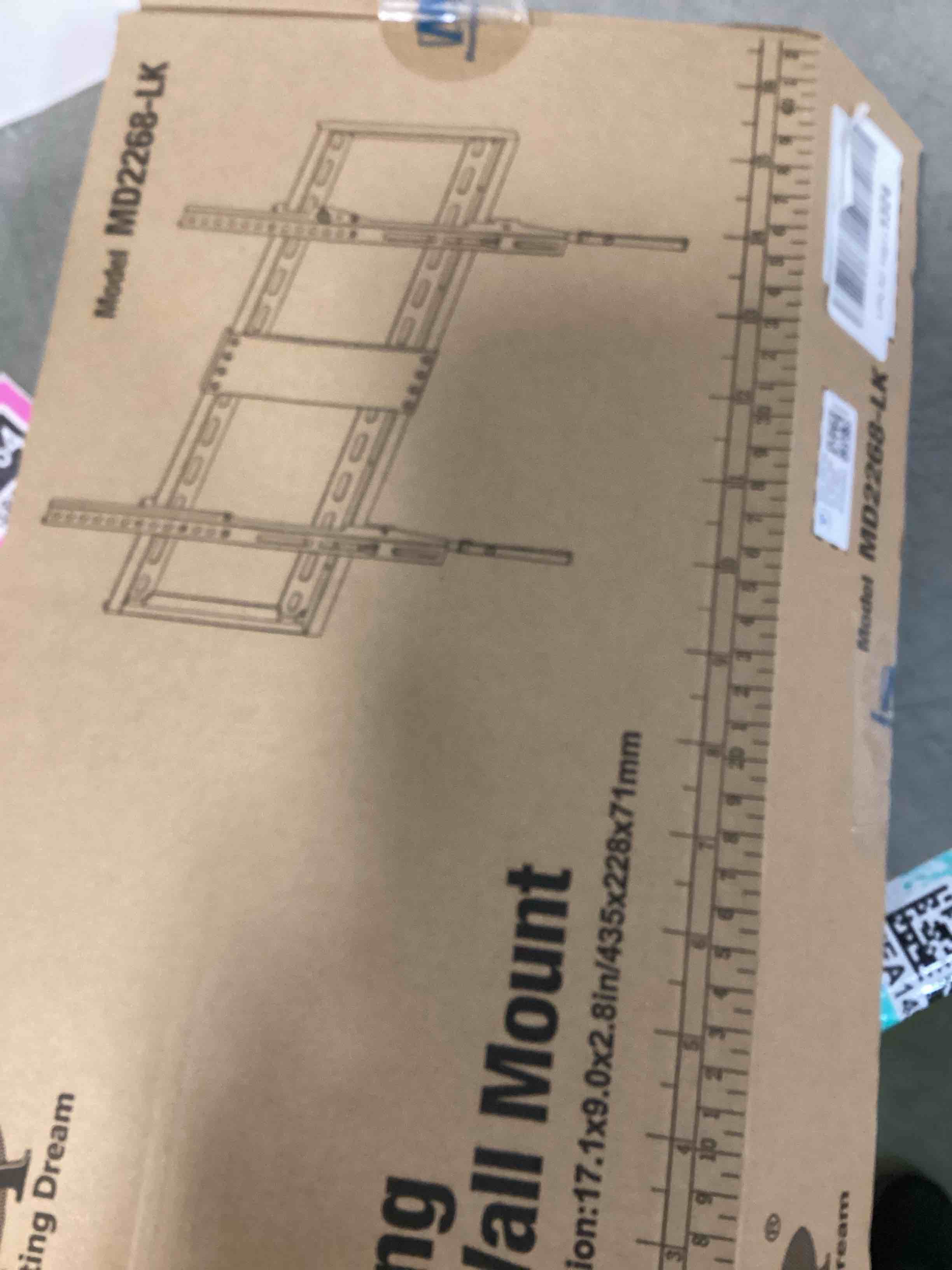 https://s3.amazonaws.com/lotting-images-prod/bidfta/PNK1382364_1733431322681.jpeg