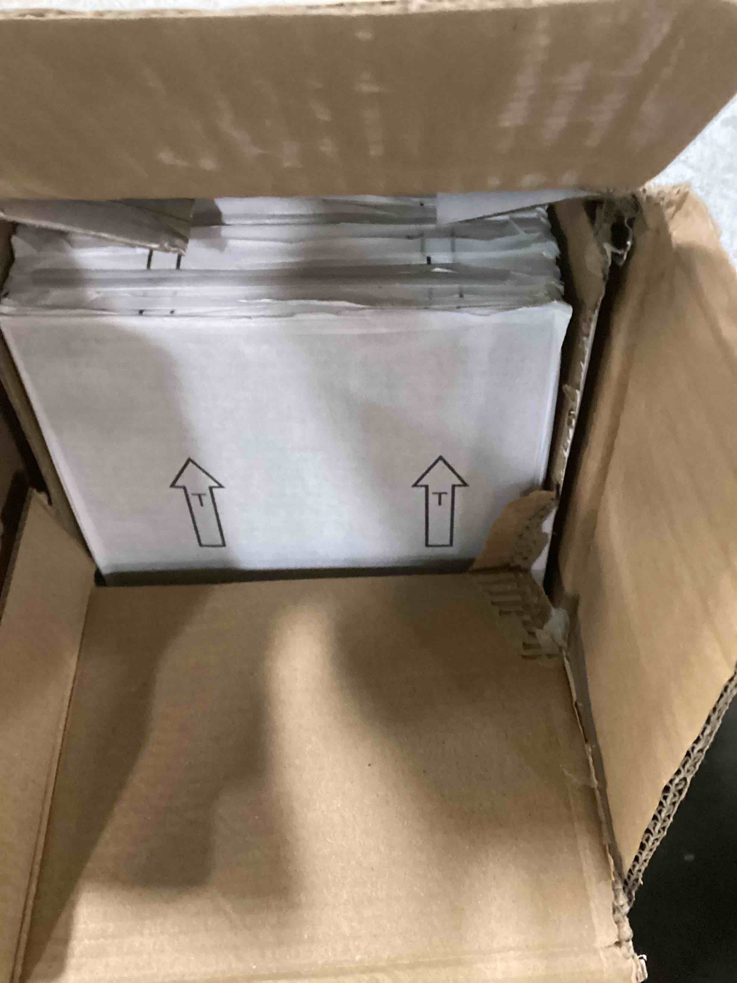 https://s3.amazonaws.com/lotting-images-prod/bidfta/PNK1382691_1733752275265.jpeg