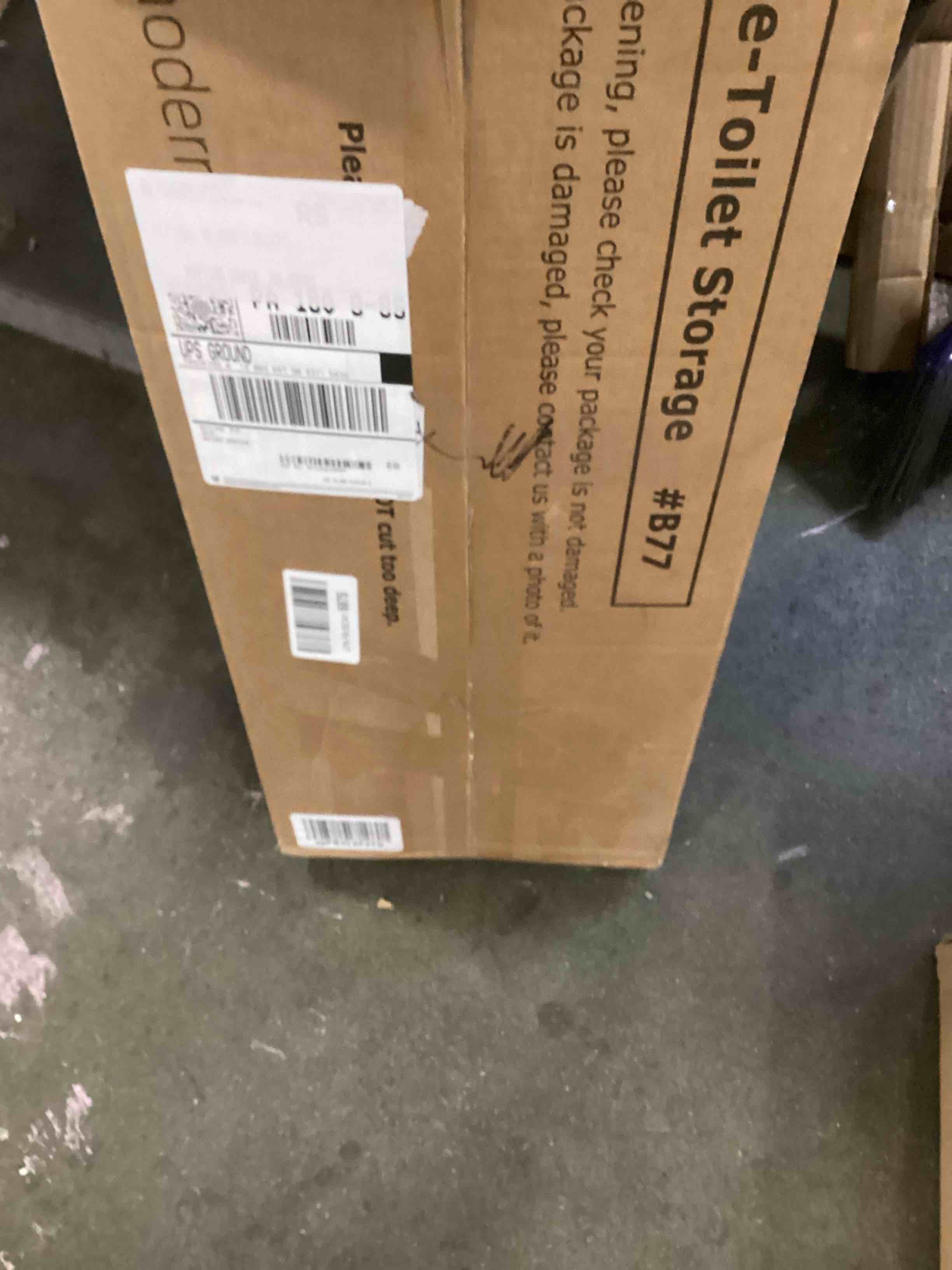 https://s3.amazonaws.com/lotting-images-prod/bidfta/PNK1382778_1733765200172.jpeg