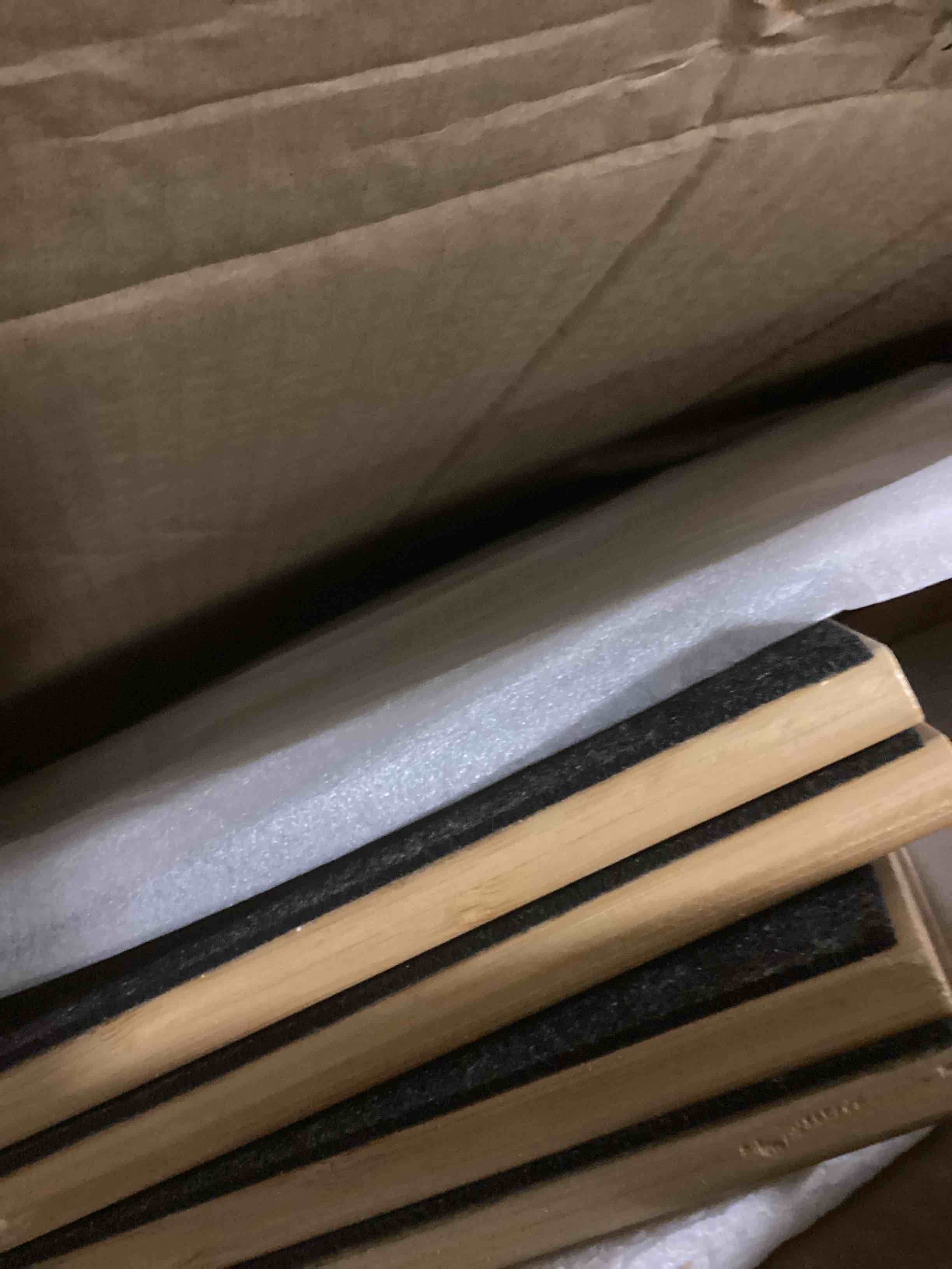 Condition photo showing As Is for Dog Steps for Bed,5 Step Dog Stairs,24 Inches High Dog Stairs for Small Dogs to Get On 30 Inches High Beds/Car,Made of Bamboo Can Support Large Dogs Weighing Up to 160 LB 5-STEP -24.4 Inch High