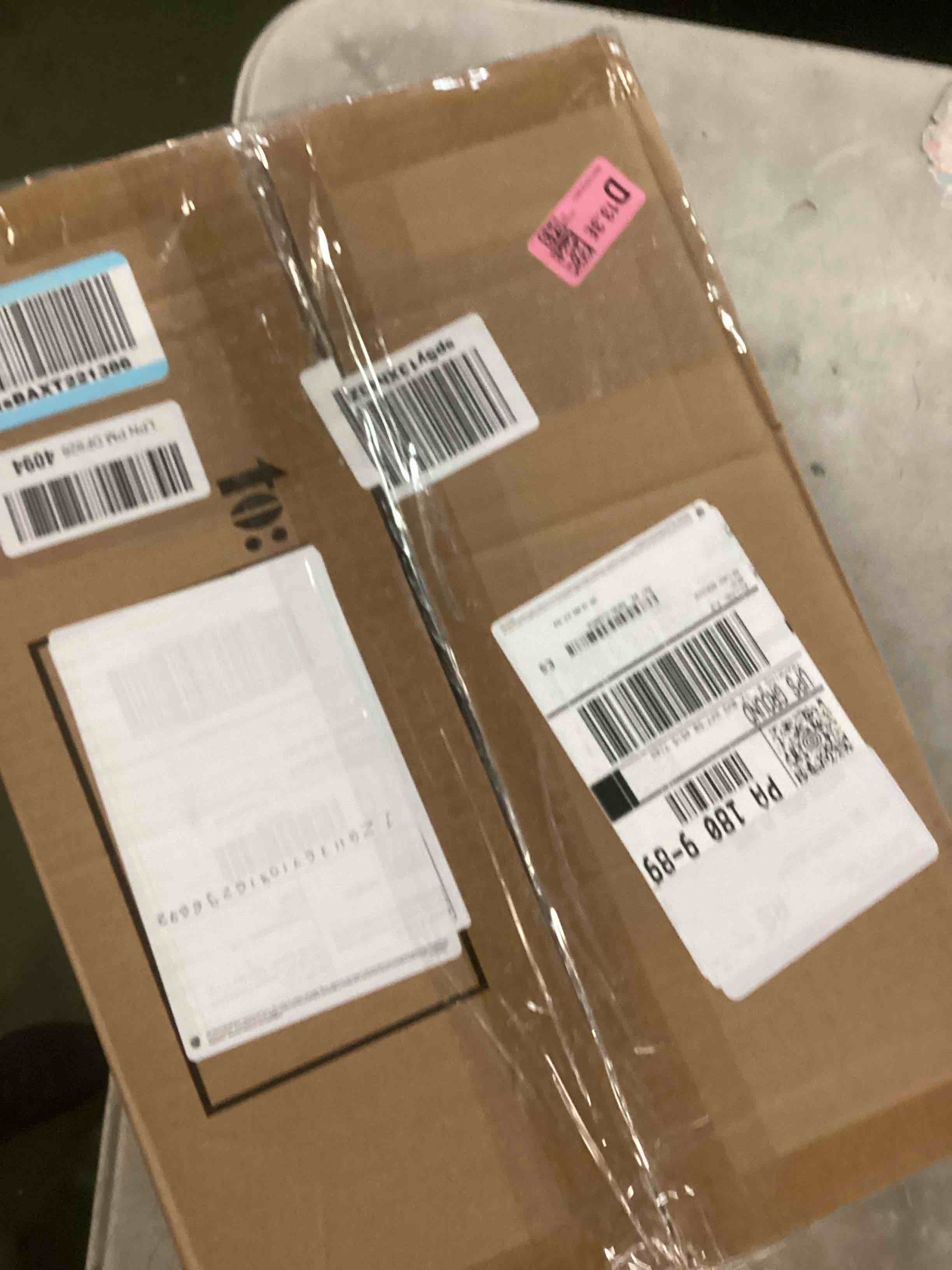 https://s3.amazonaws.com/lotting-images-prod/bidfta/PNK1383352_1734098486194.jpeg