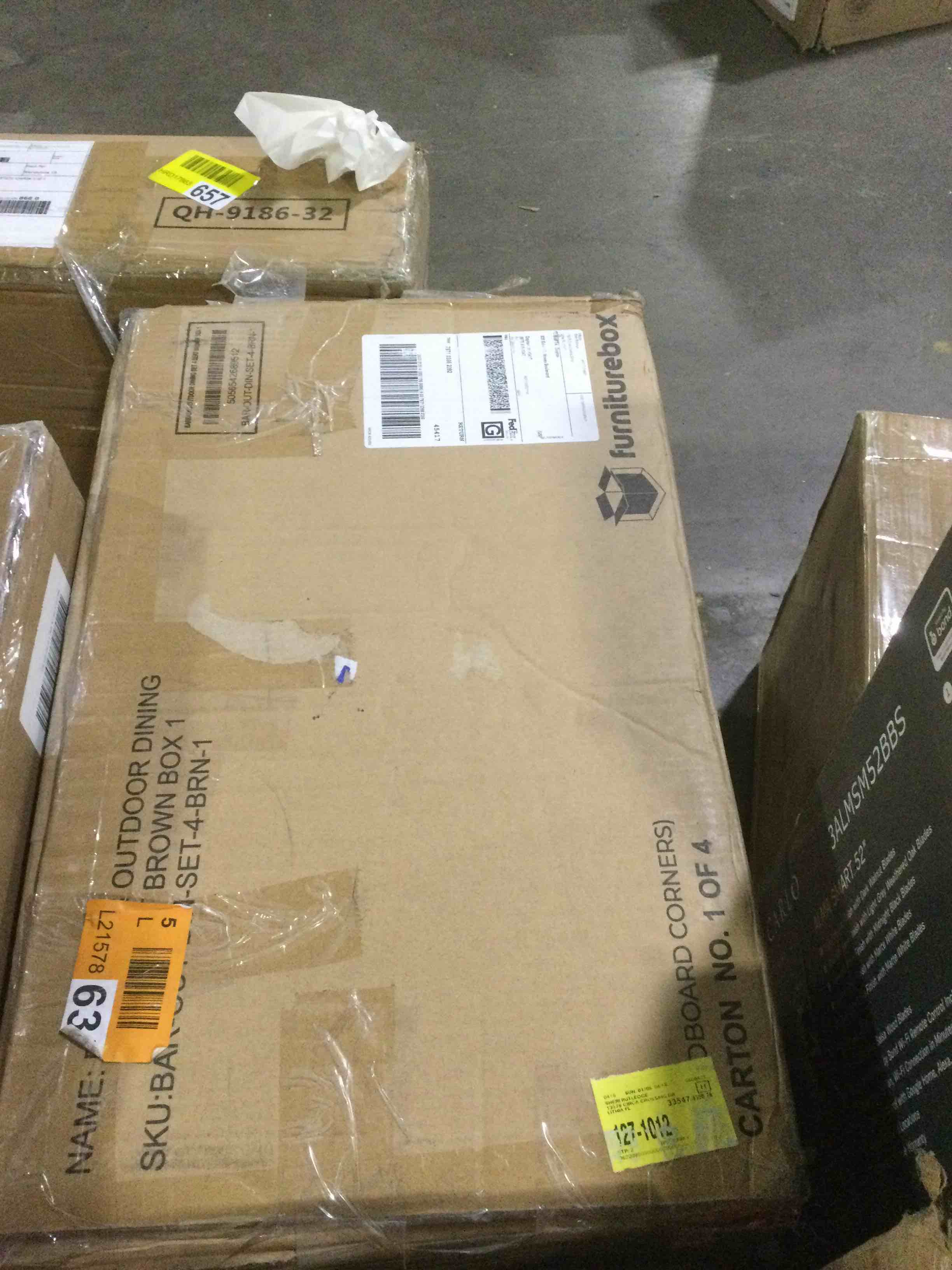 https://s3.amazonaws.com/lotting-images-prod/bidfta/PNK1384791_1737471999411.jpeg