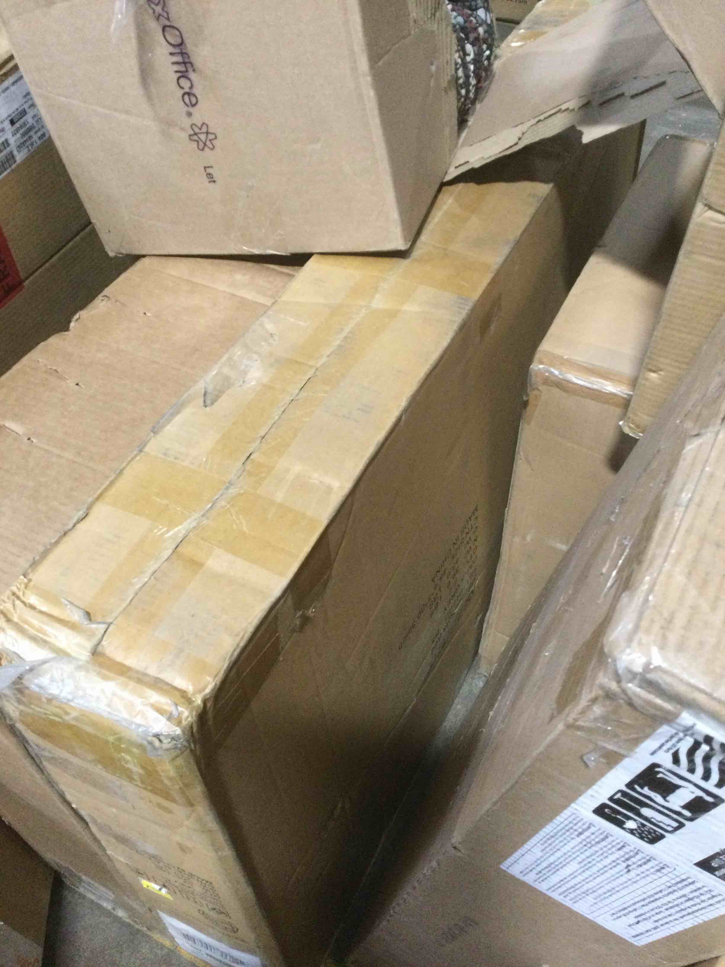 https://s3.amazonaws.com/lotting-images-prod/bidfta/PNK1385012_1738007819761.jpeg