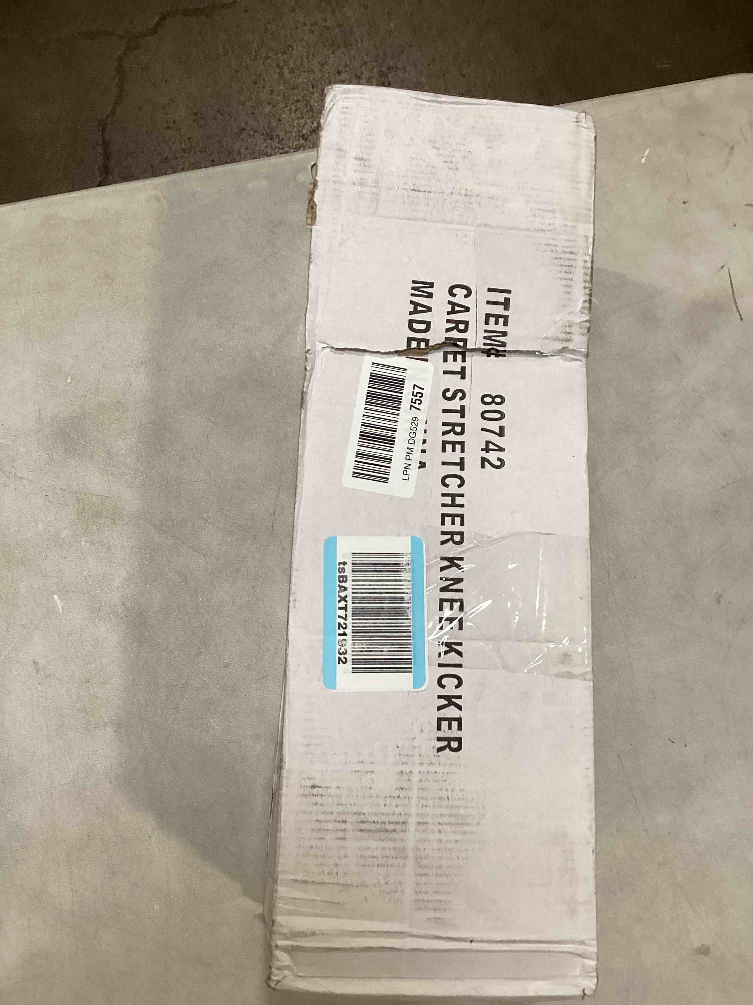 carpet knee kicker max works