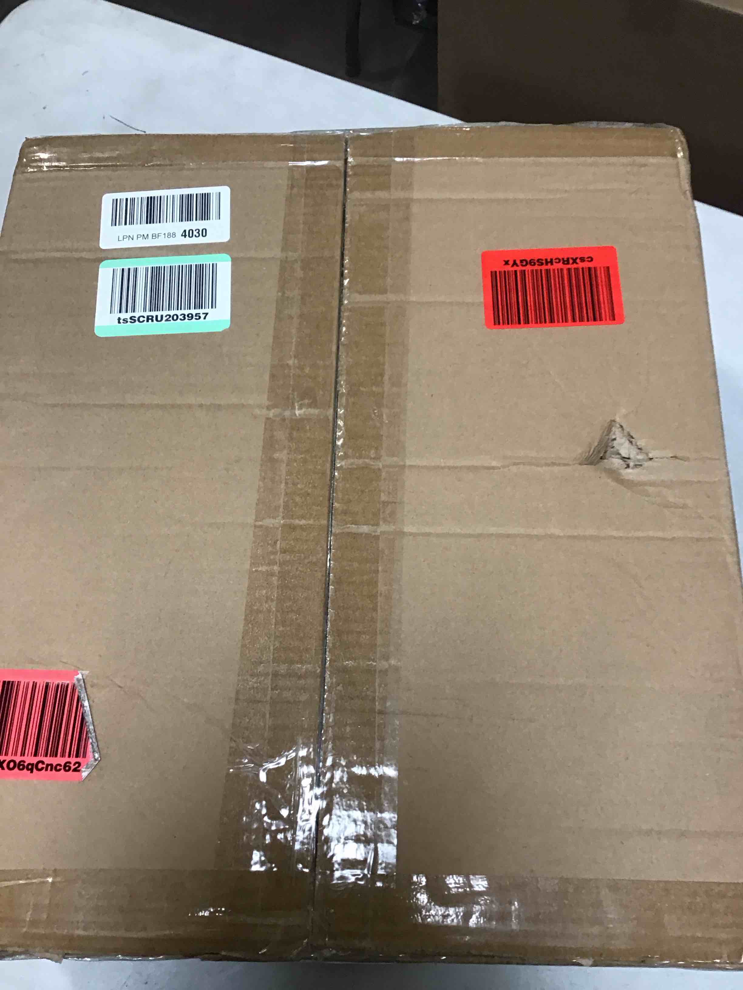 https://s3.amazonaws.com/lotting-images-prod/bidfta/PNK1392053_1732899588751.jpeg