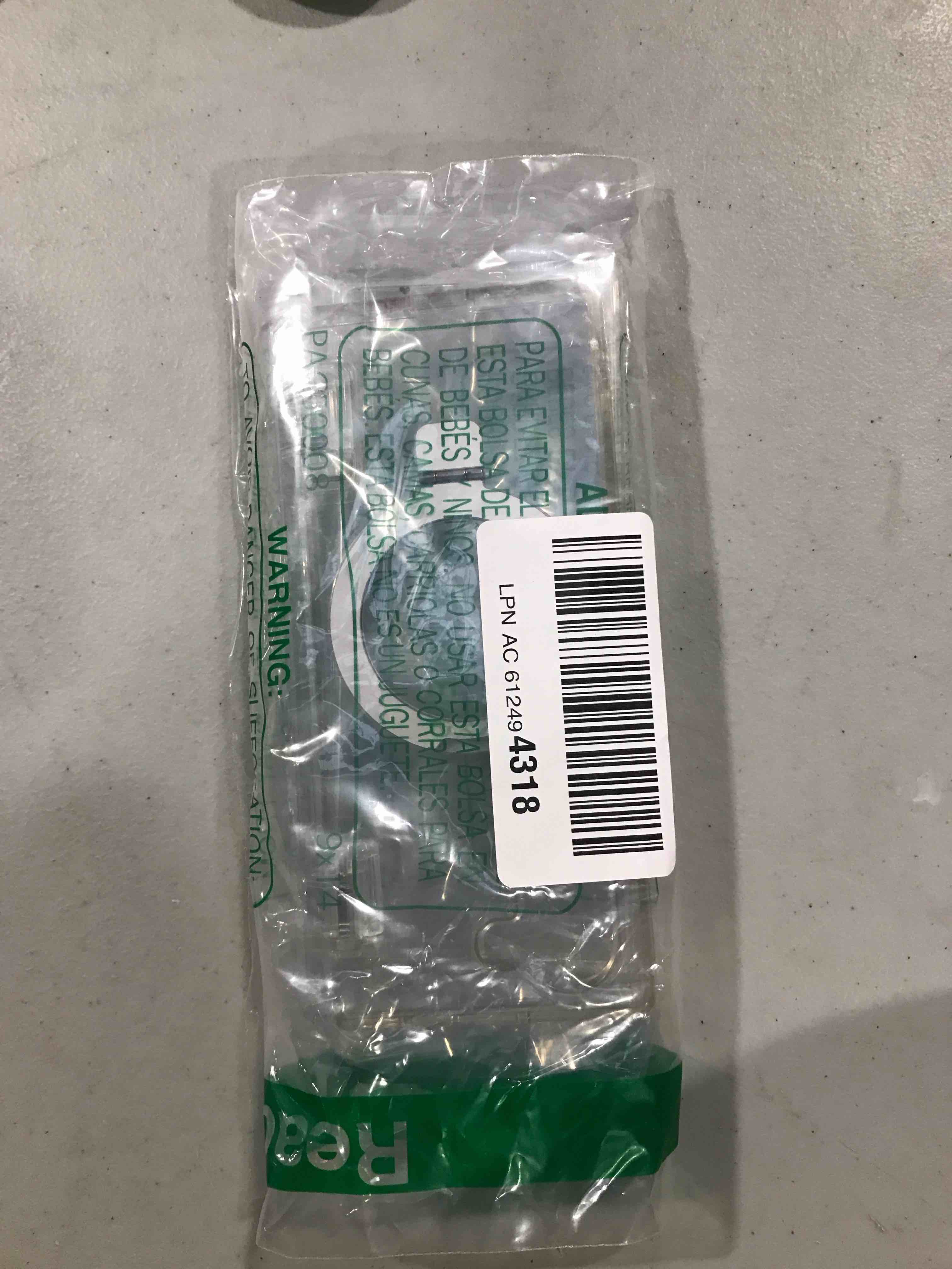 https://s3.amazonaws.com/lotting-images-prod/bidfta/PNK1392387_1733176529122.jpeg