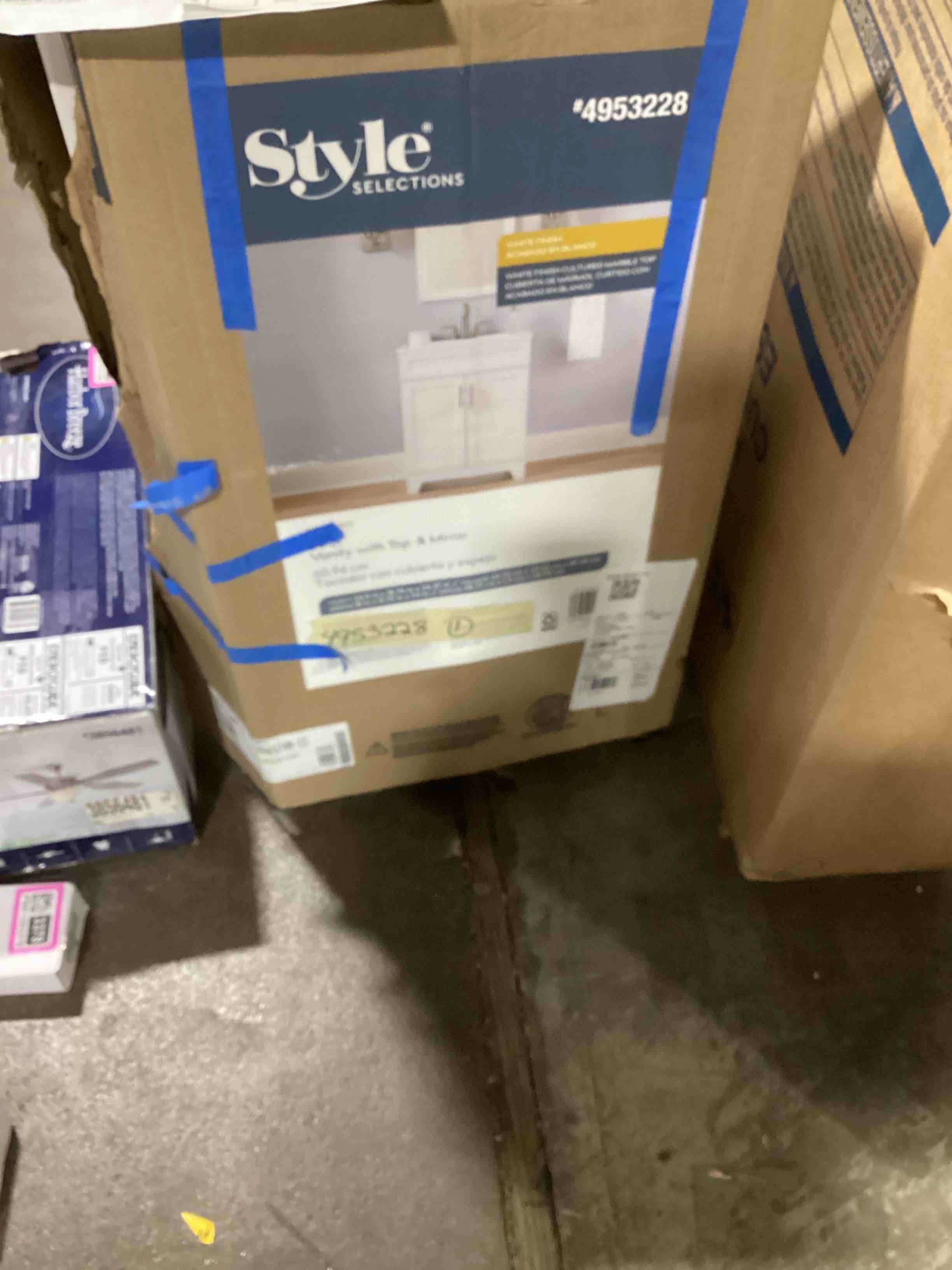 https://s3.amazonaws.com/lotting-images-prod/bidfta/PNK1393362_1733503131272.jpeg