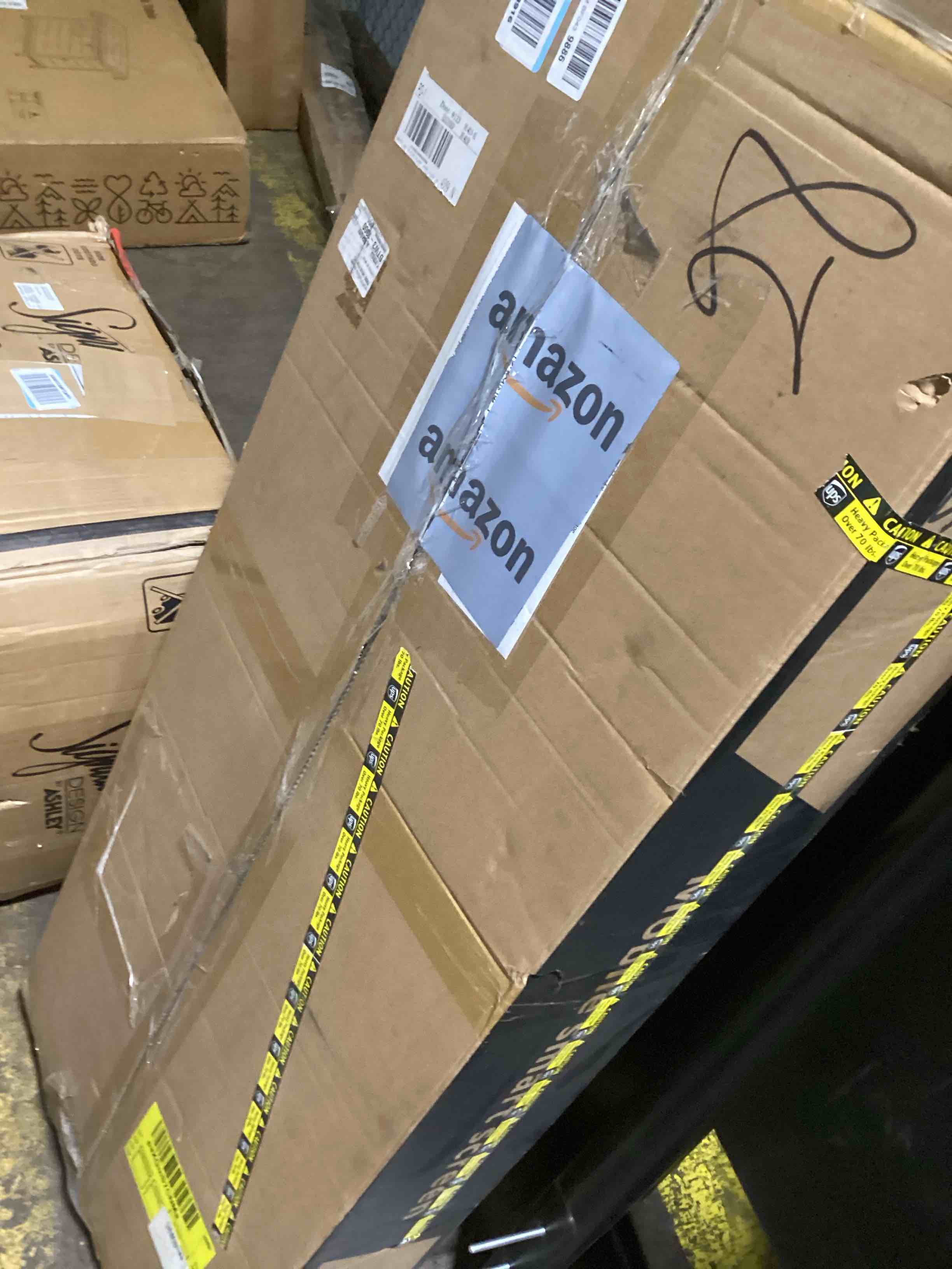 https://s3.amazonaws.com/lotting-images-prod/bidfta/PNK1398327_1734371030440.jpeg