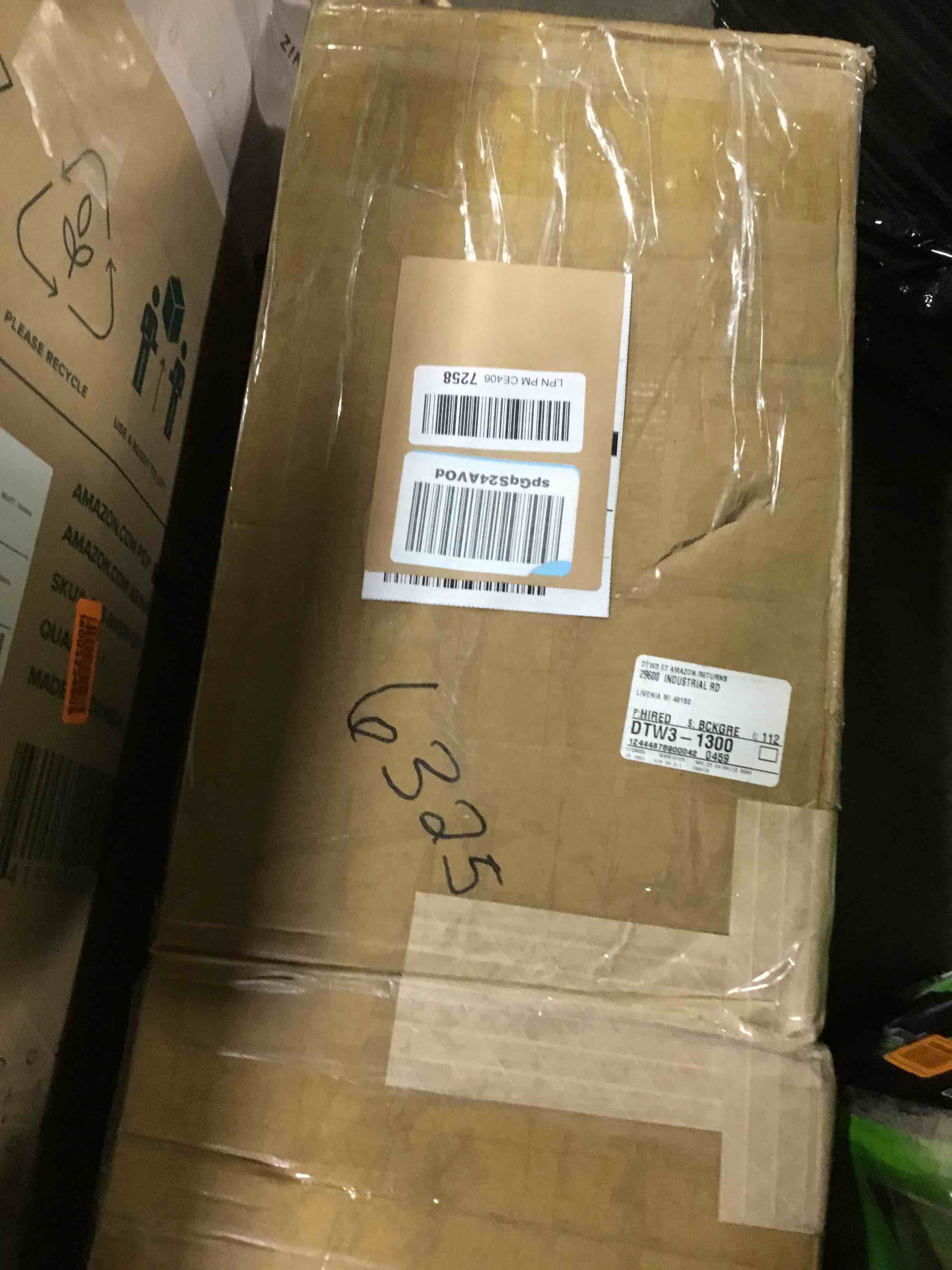 https://s3.amazonaws.com/lotting-images-prod/bidfta/PNK1398802_1734641488995.jpeg