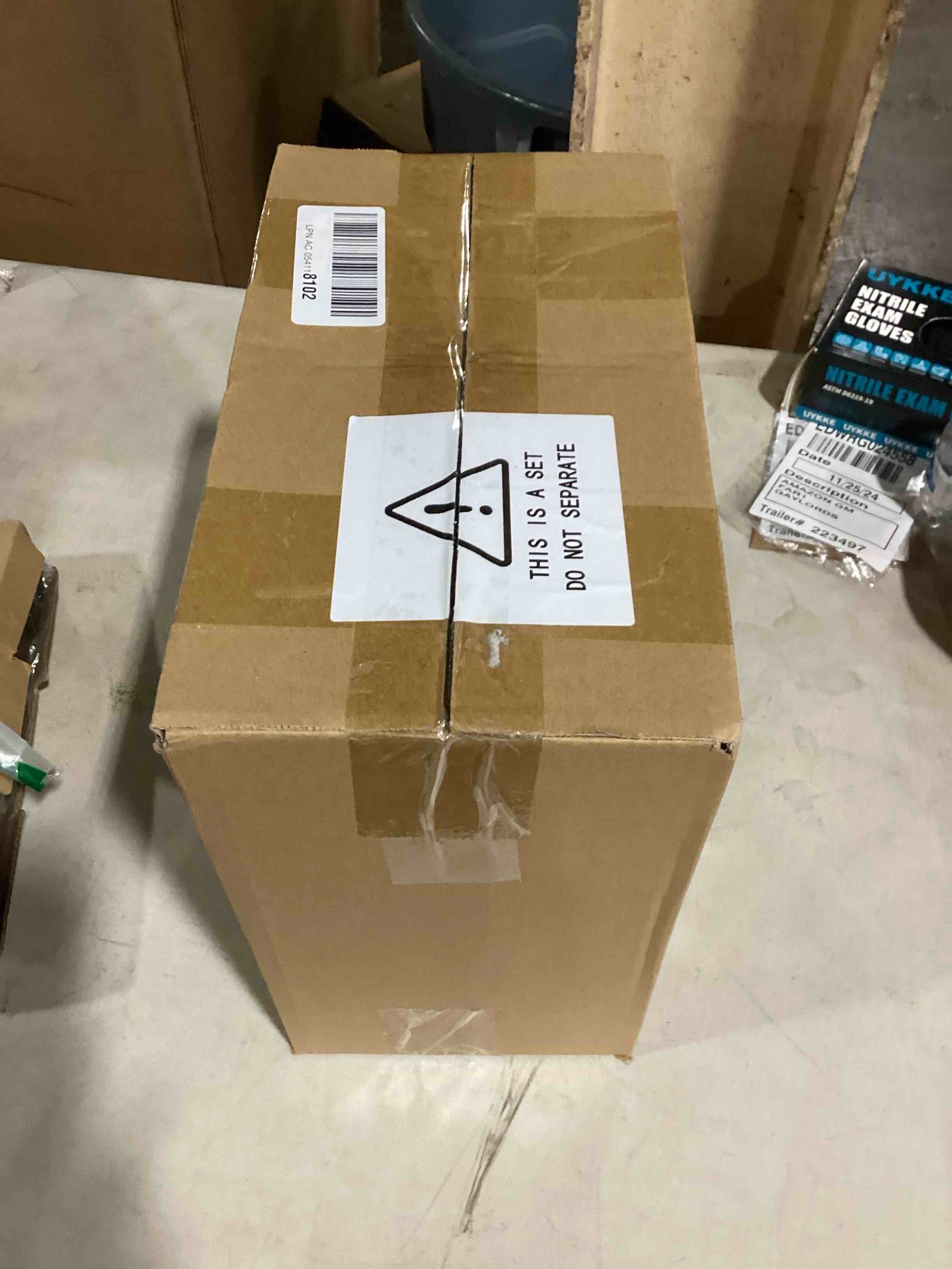 https://s3.amazonaws.com/lotting-images-prod/bidfta/PNK1399043_1733154265575.jpeg