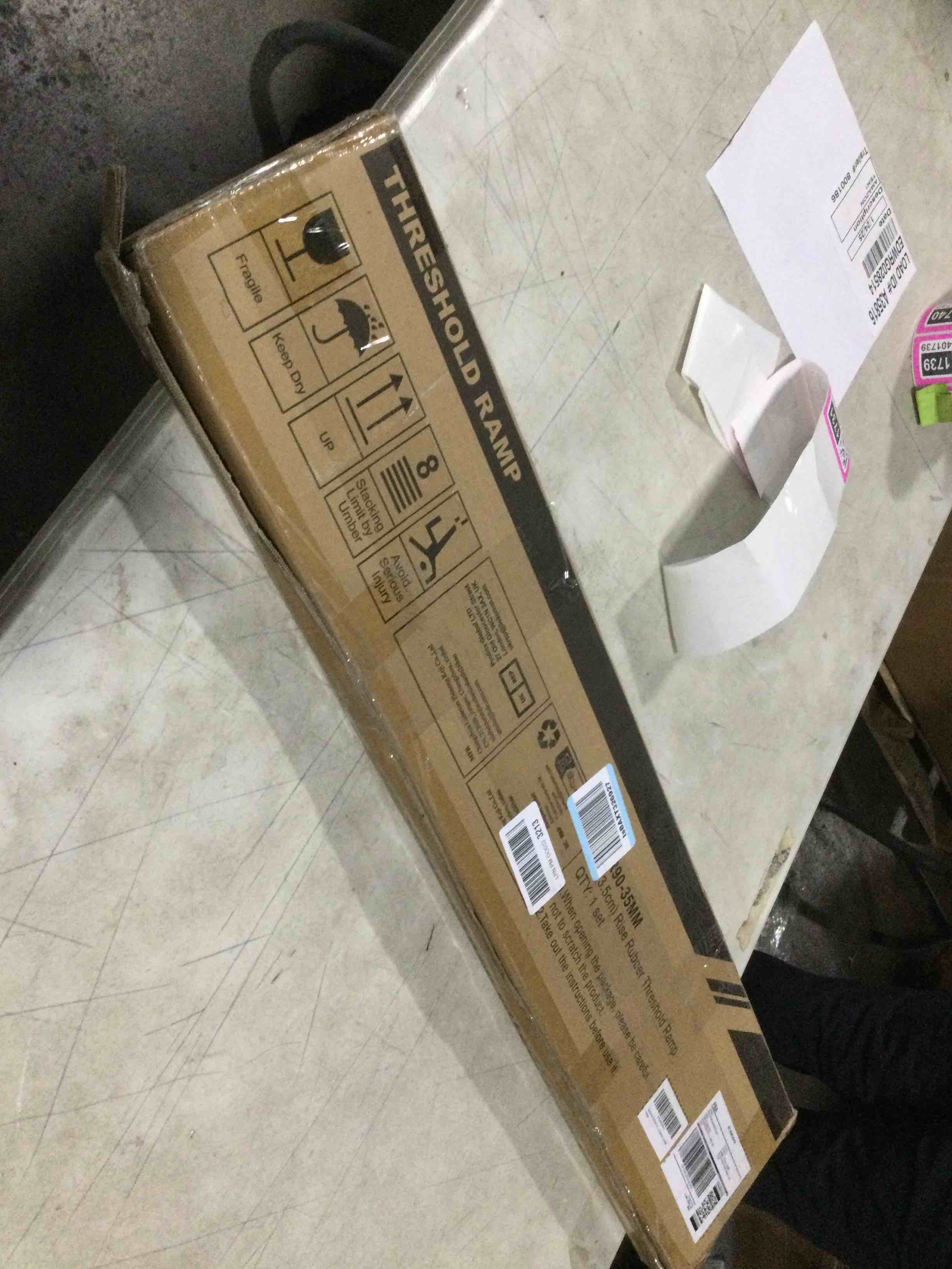 https://s3.amazonaws.com/lotting-images-prod/bidfta/PNK1401731_1738242682178.jpeg