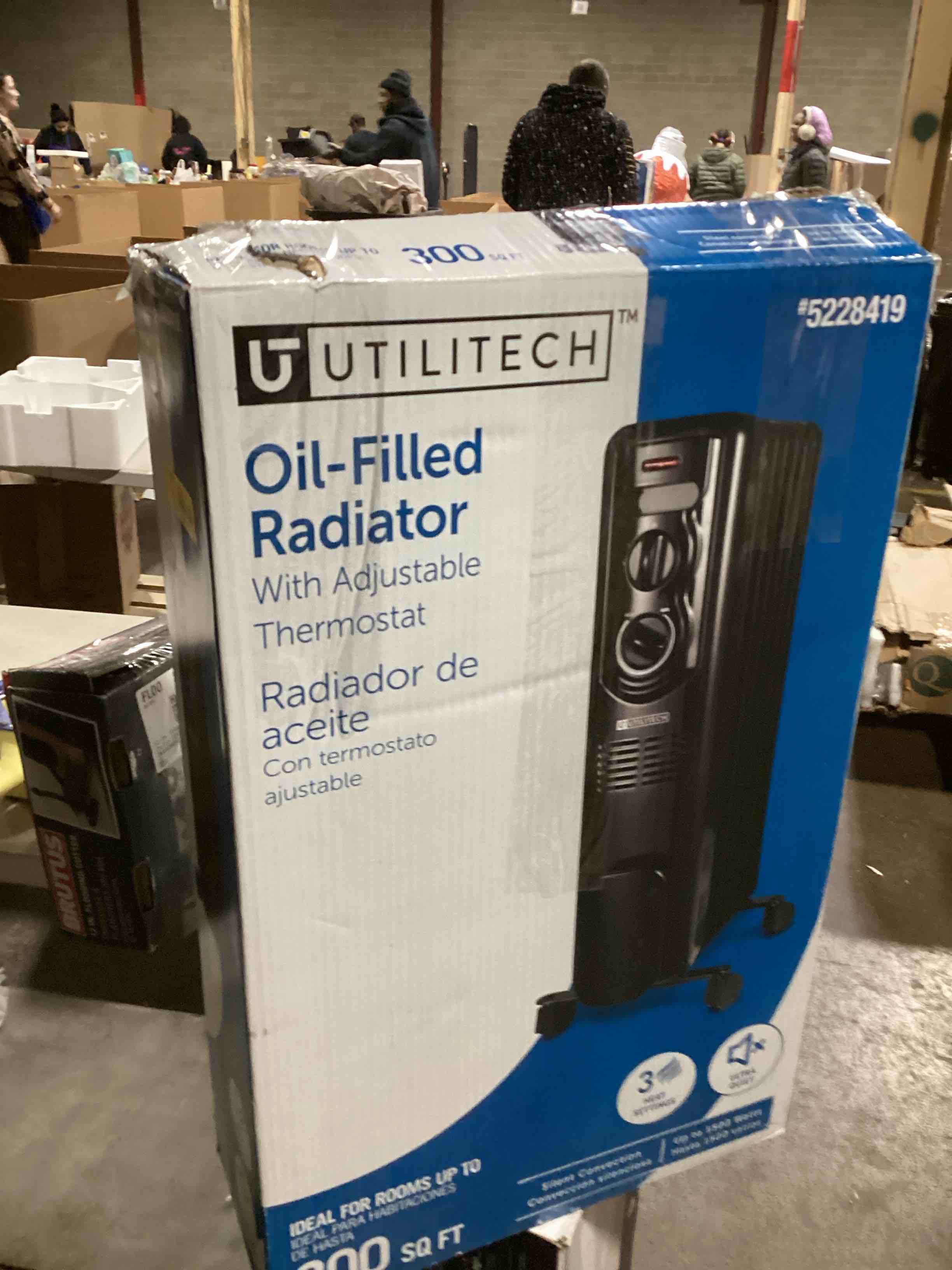 https://s3.amazonaws.com/lotting-images-prod/bidfta/PNK1403348_1736362541085.jpeg