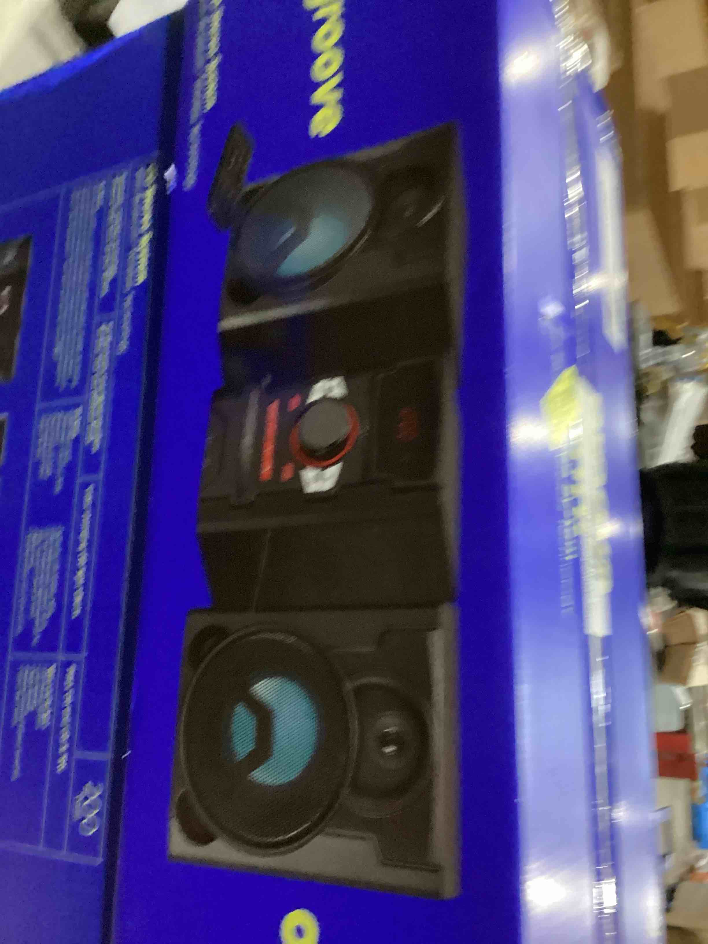 https://s3.amazonaws.com/lotting-images-prod/bidfta/PNK1403384_1736356914581.jpeg