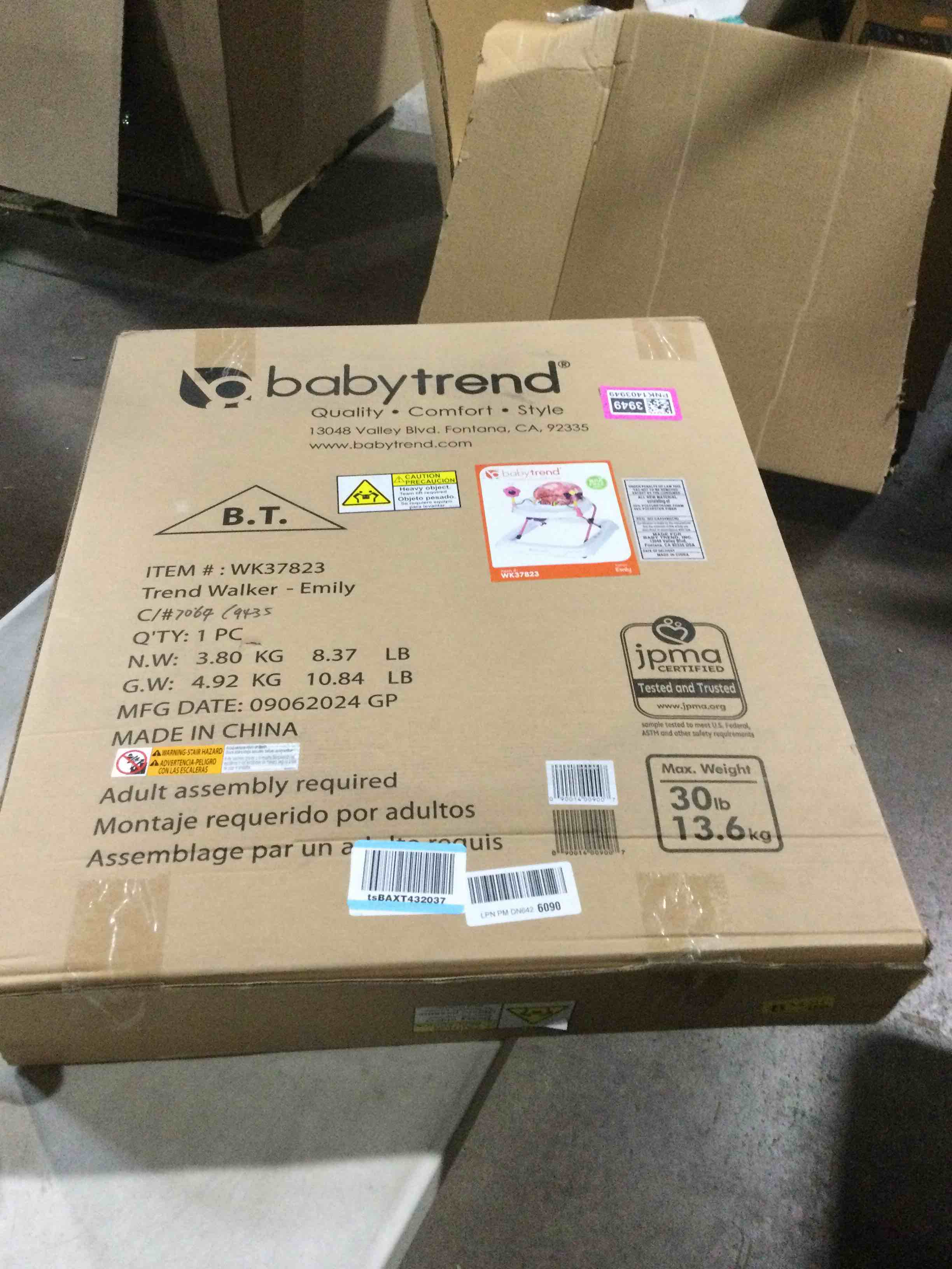 https://s3.amazonaws.com/lotting-images-prod/bidfta/PNK1403949_1736779999336.jpeg
