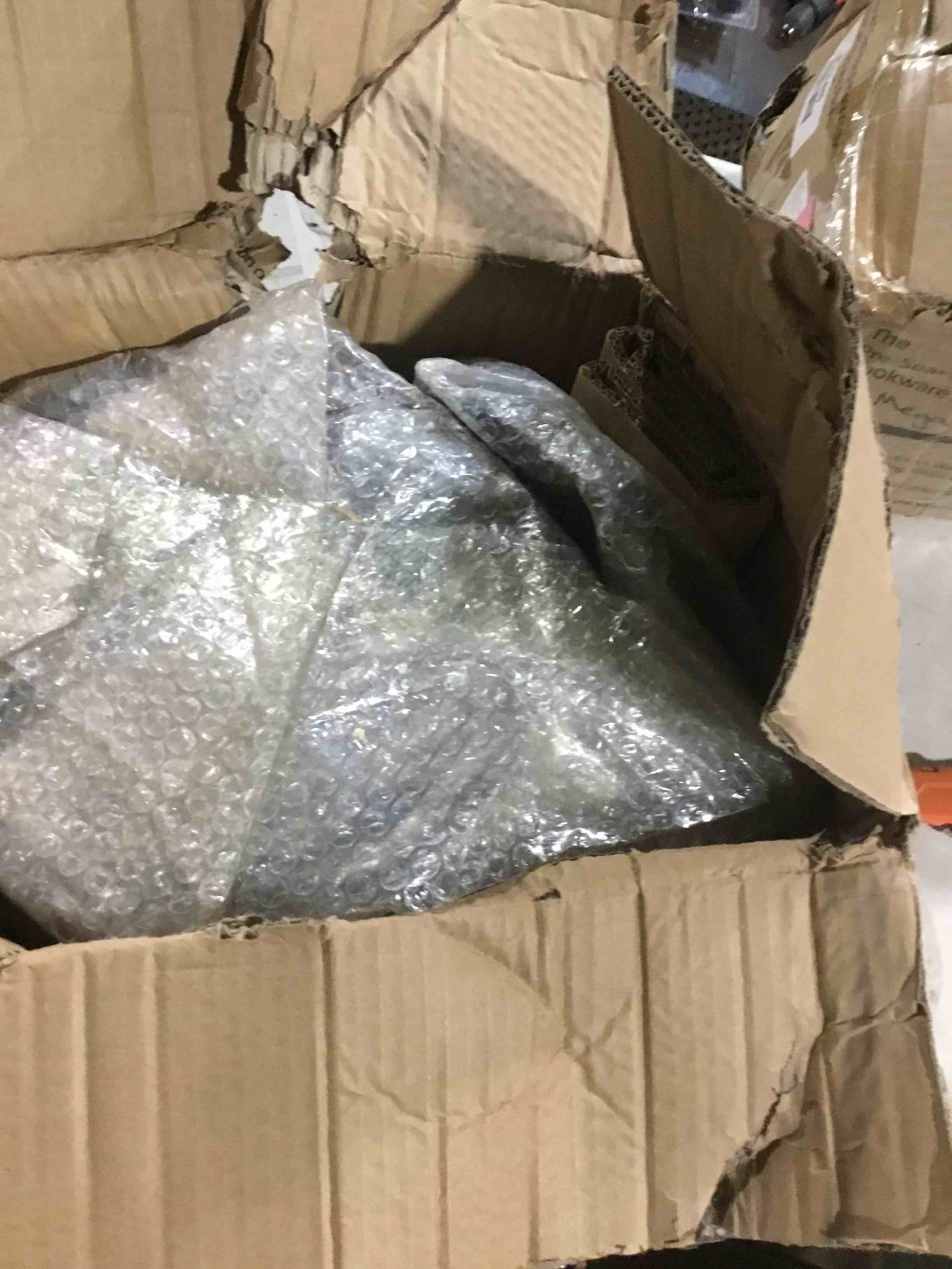 https://s3.amazonaws.com/lotting-images-prod/bidfta/PNK1404265_1736952507639.jpeg