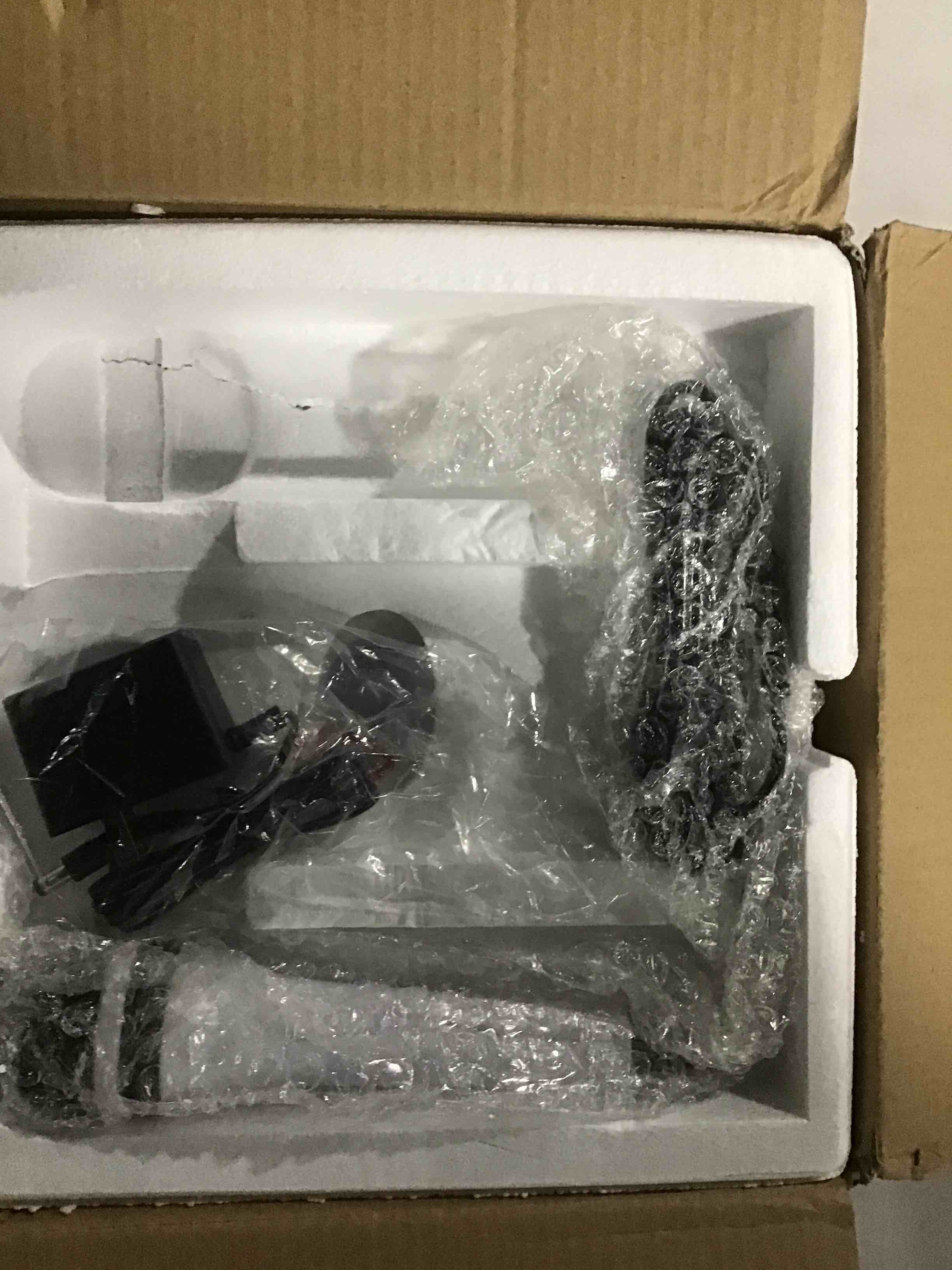 https://s3.amazonaws.com/lotting-images-prod/bidfta/PNK1404949_1738162659359.jpeg