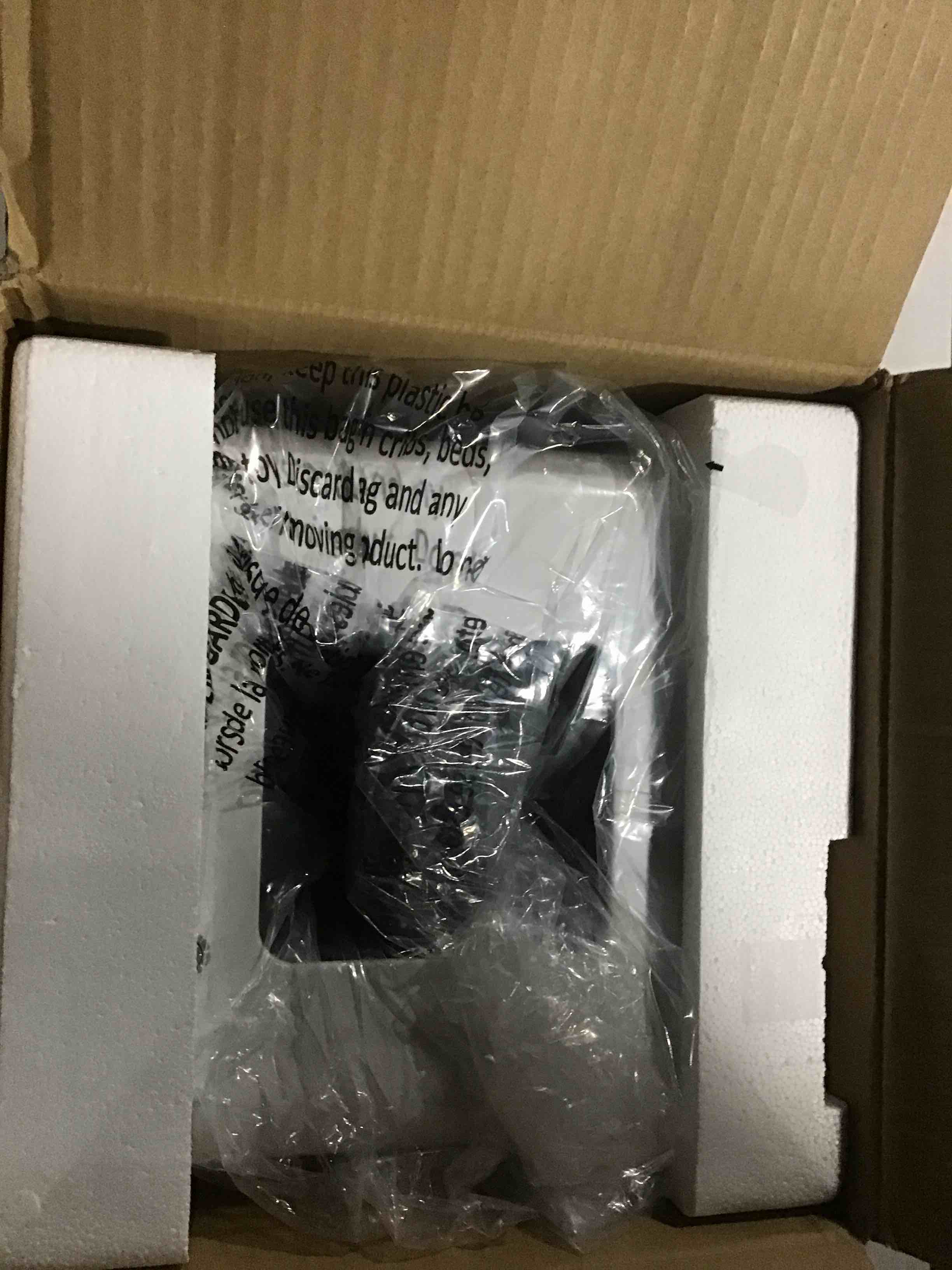 https://s3.amazonaws.com/lotting-images-prod/bidfta/PNK1404987_1738170379945.jpeg