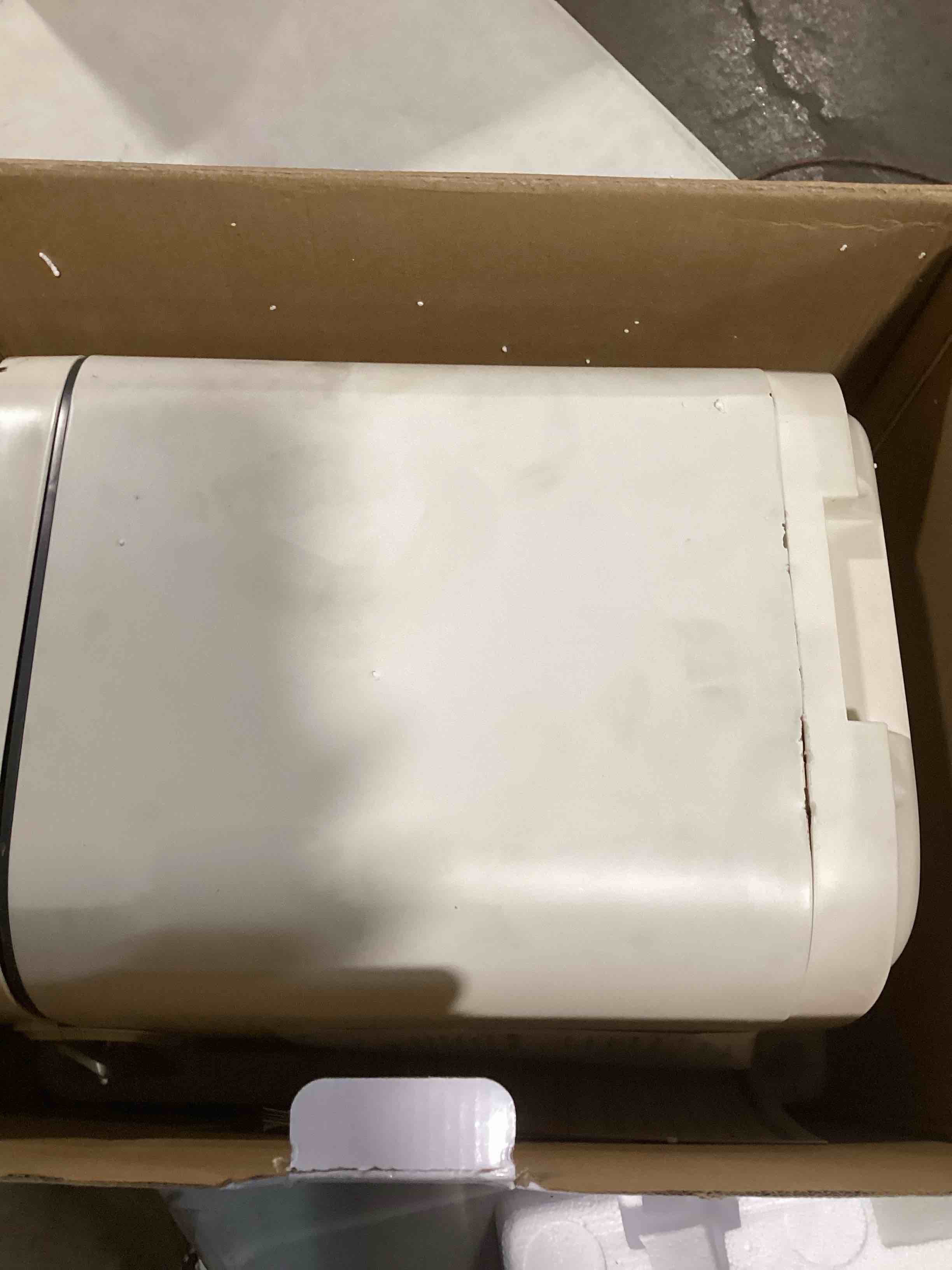 https://s3.amazonaws.com/lotting-images-prod/bidfta/PNK1407182_1737128484842.jpeg