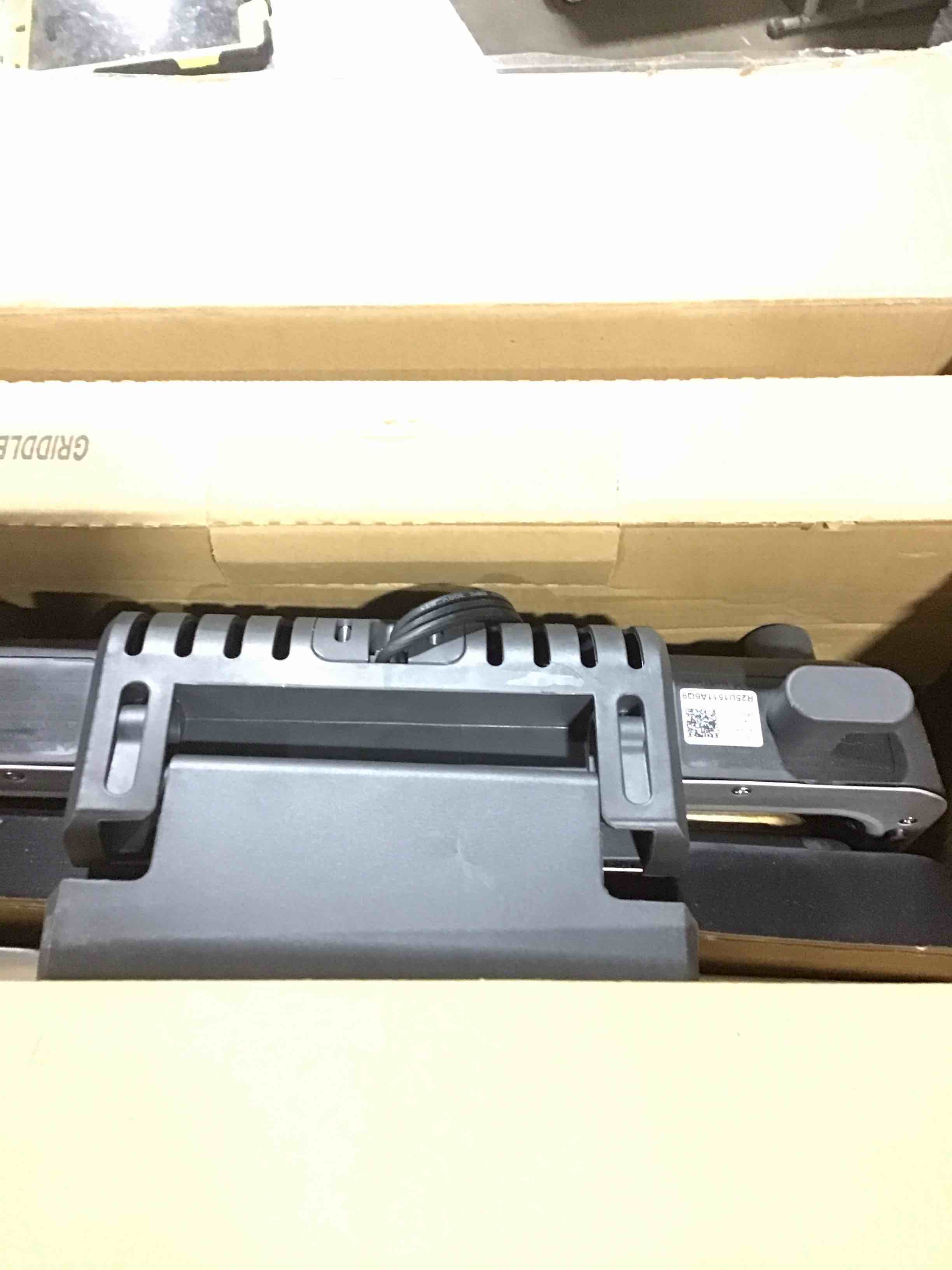 https://s3.amazonaws.com/lotting-images-prod/bidfta/PNK1407431_1737462000958.jpeg