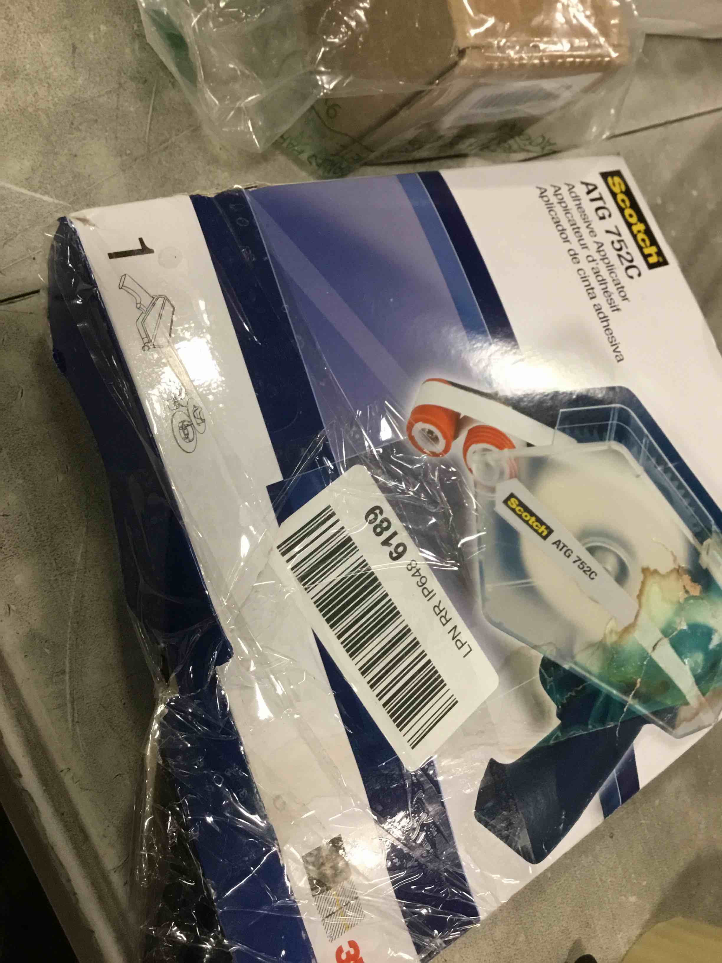 https://s3.amazonaws.com/lotting-images-prod/bidfta/PNK1435541_1735220763832.jpeg