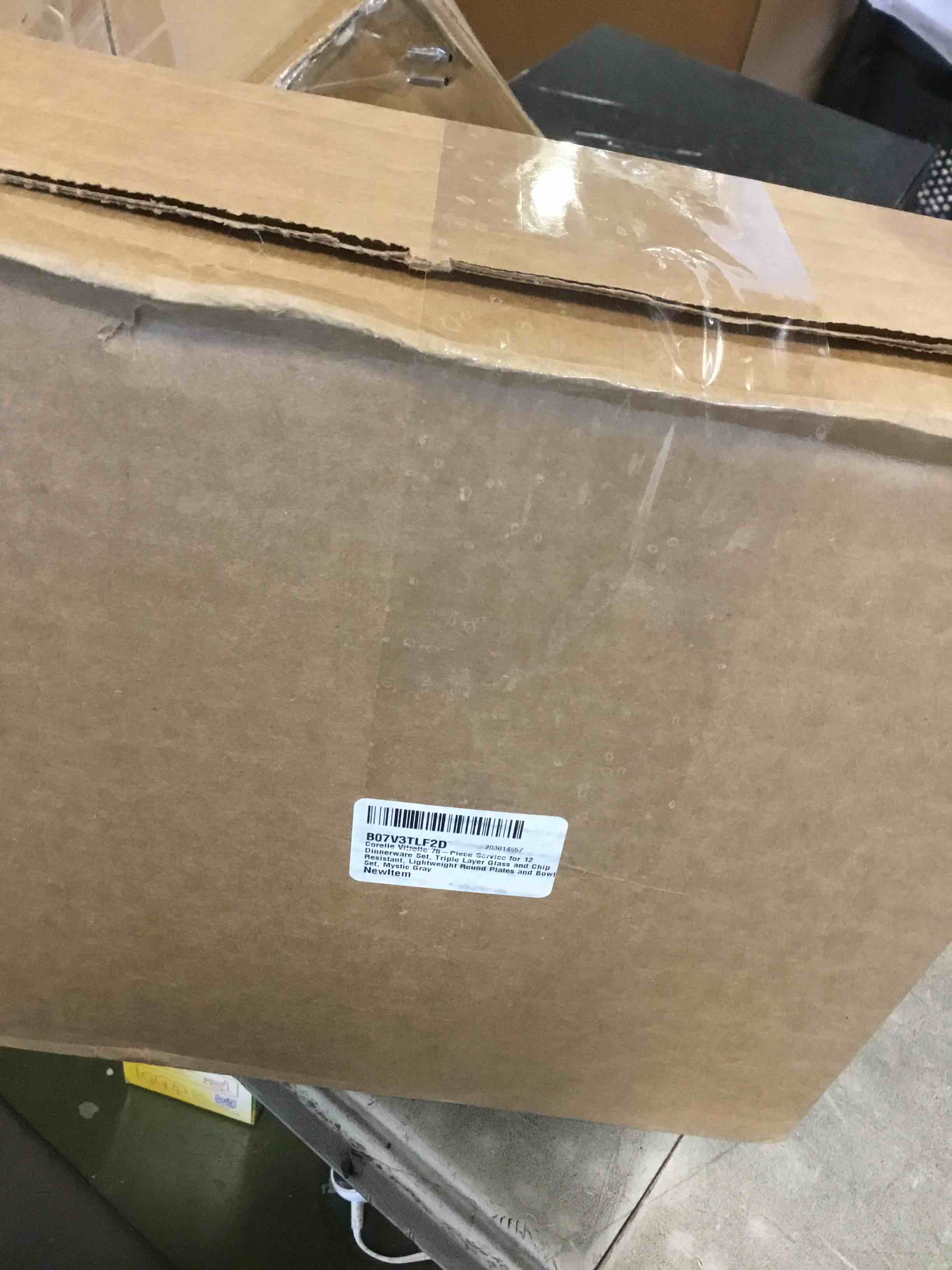https://s3.amazonaws.com/lotting-images-prod/bidfta/PNK1435711_1735244619748.jpeg