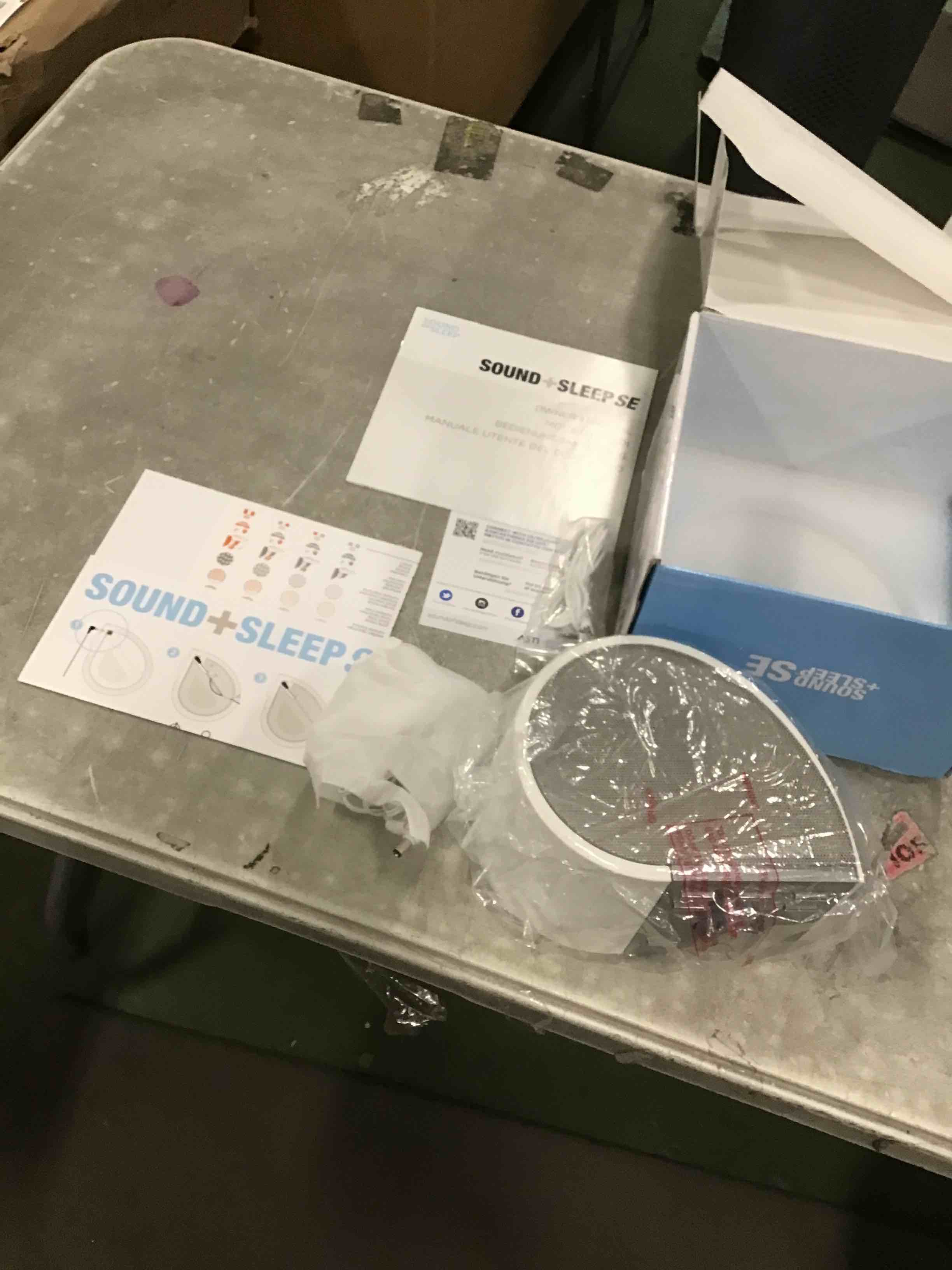 https://s3.amazonaws.com/lotting-images-prod/bidfta/PNK1436045_1735677736010.jpeg