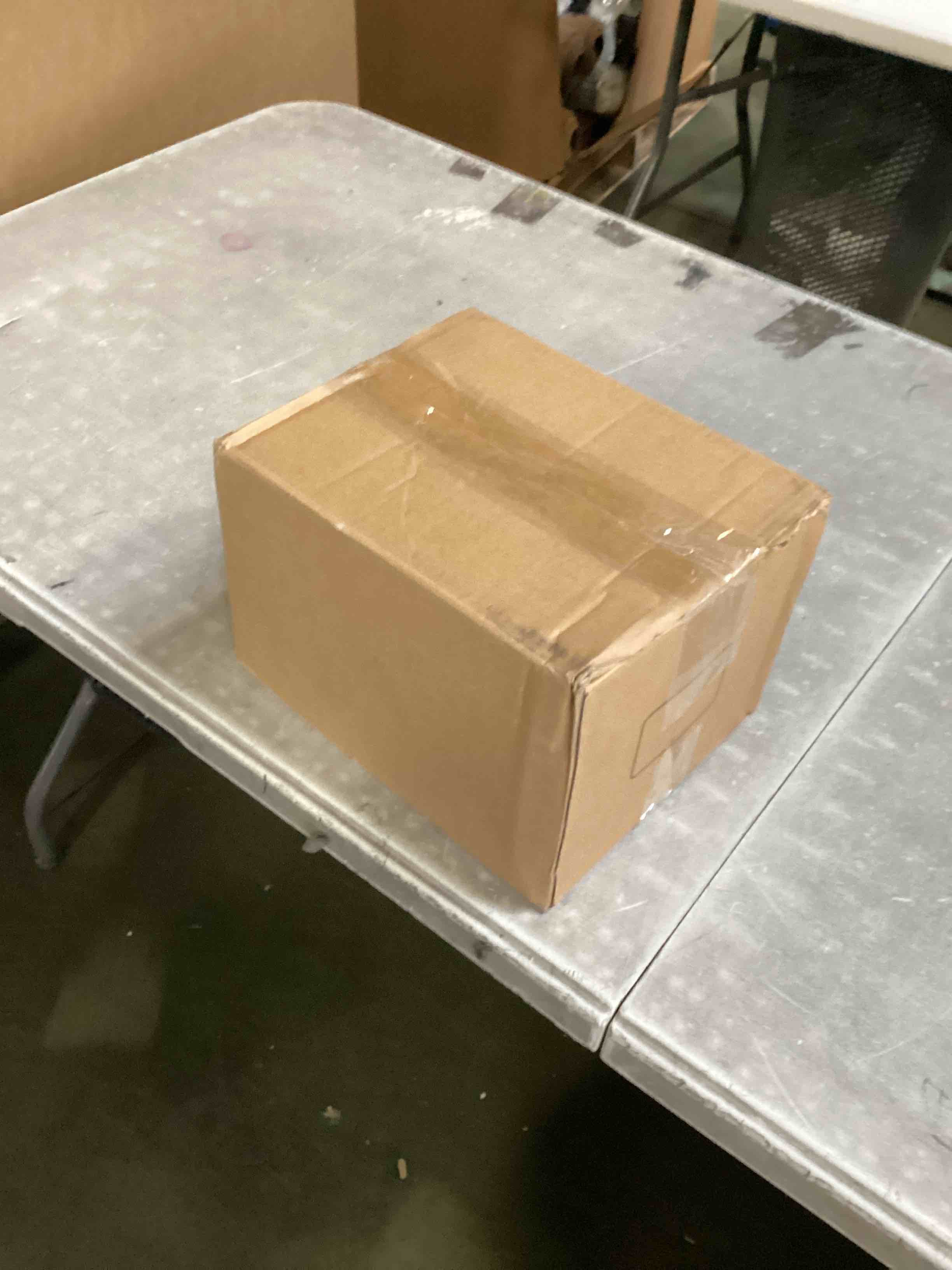 https://s3.amazonaws.com/lotting-images-prod/bidfta/PNK1437593_1737661002825.jpeg