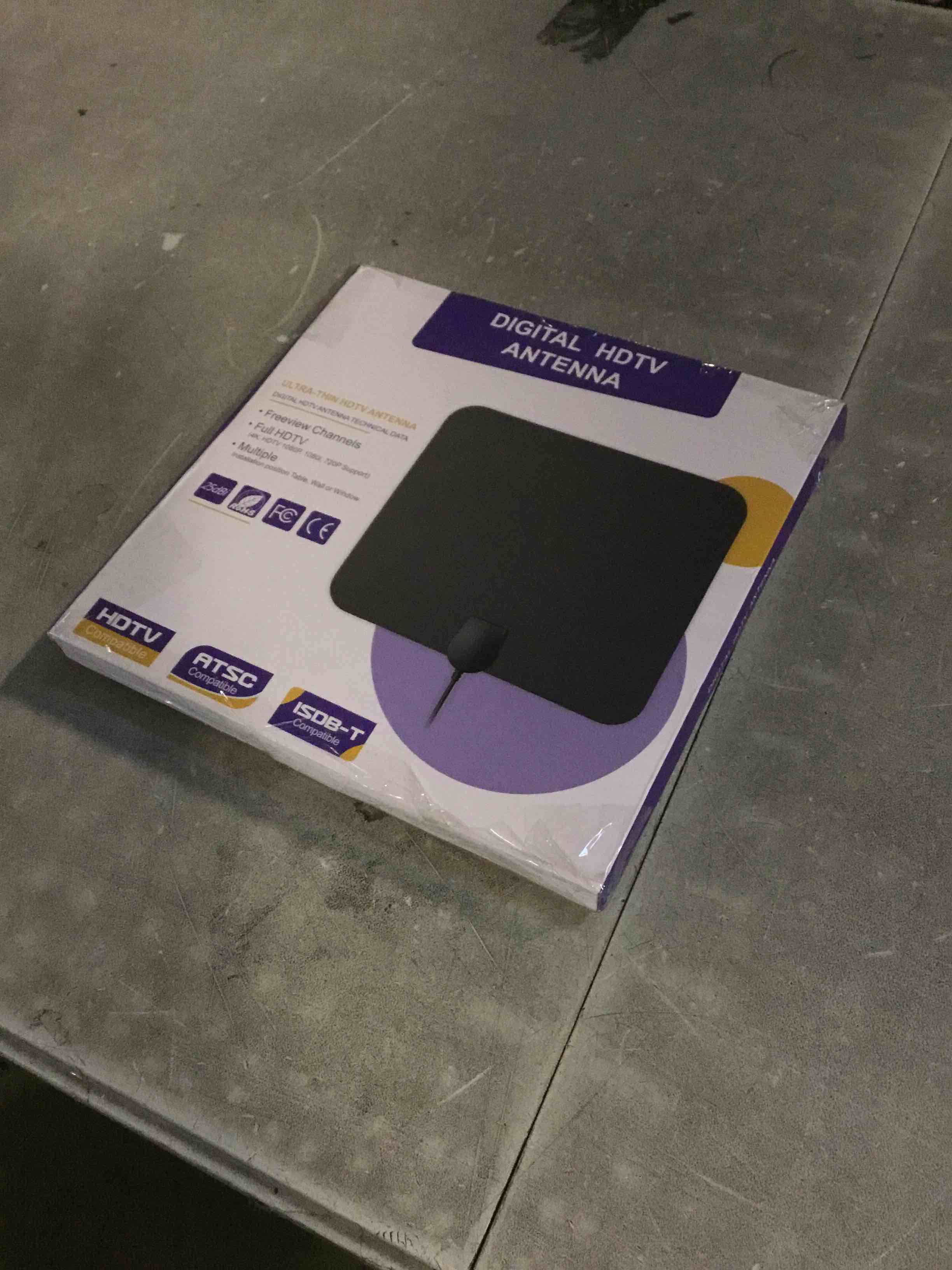 https://s3.amazonaws.com/lotting-images-prod/bidfta/PNK1437624_1737724780177.jpeg