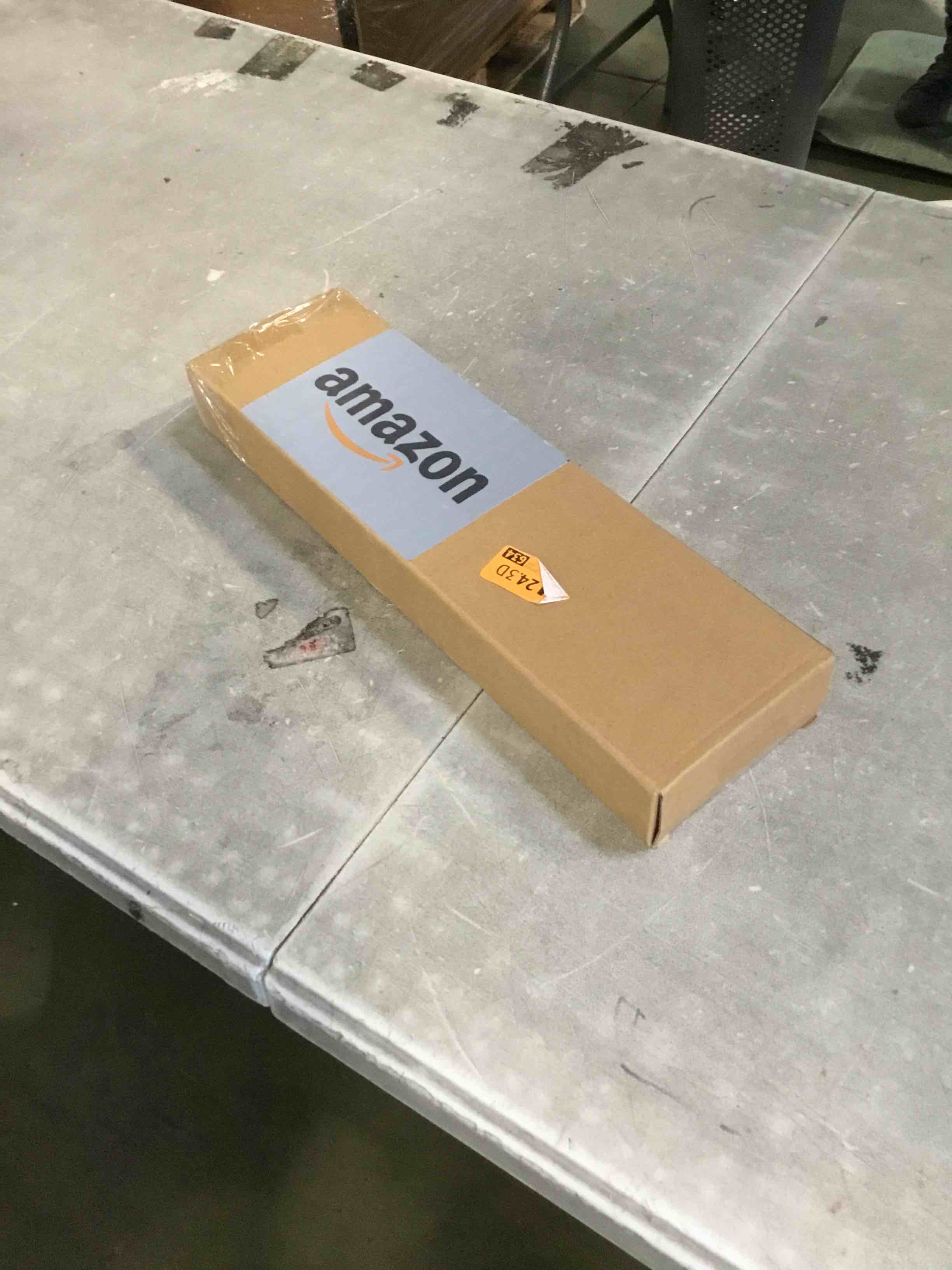 https://s3.amazonaws.com/lotting-images-prod/bidfta/PNK1437636_1737726861751.jpeg