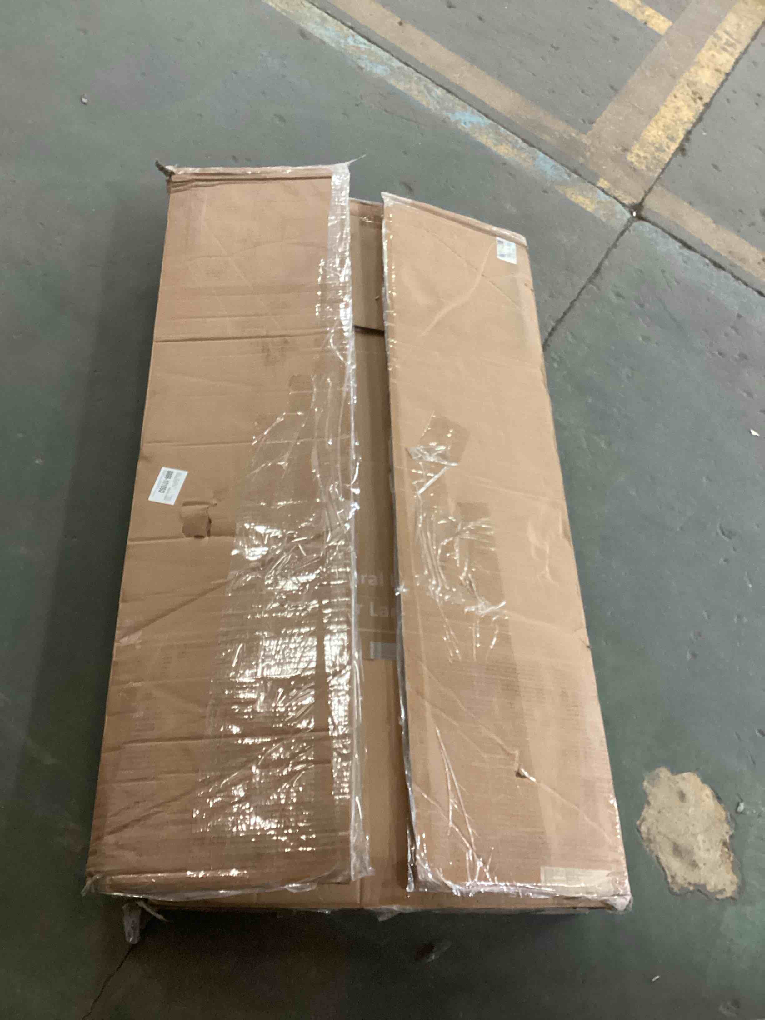 https://s3.amazonaws.com/lotting-images-prod/bidfta/PNK1442023_1738959522205.jpeg