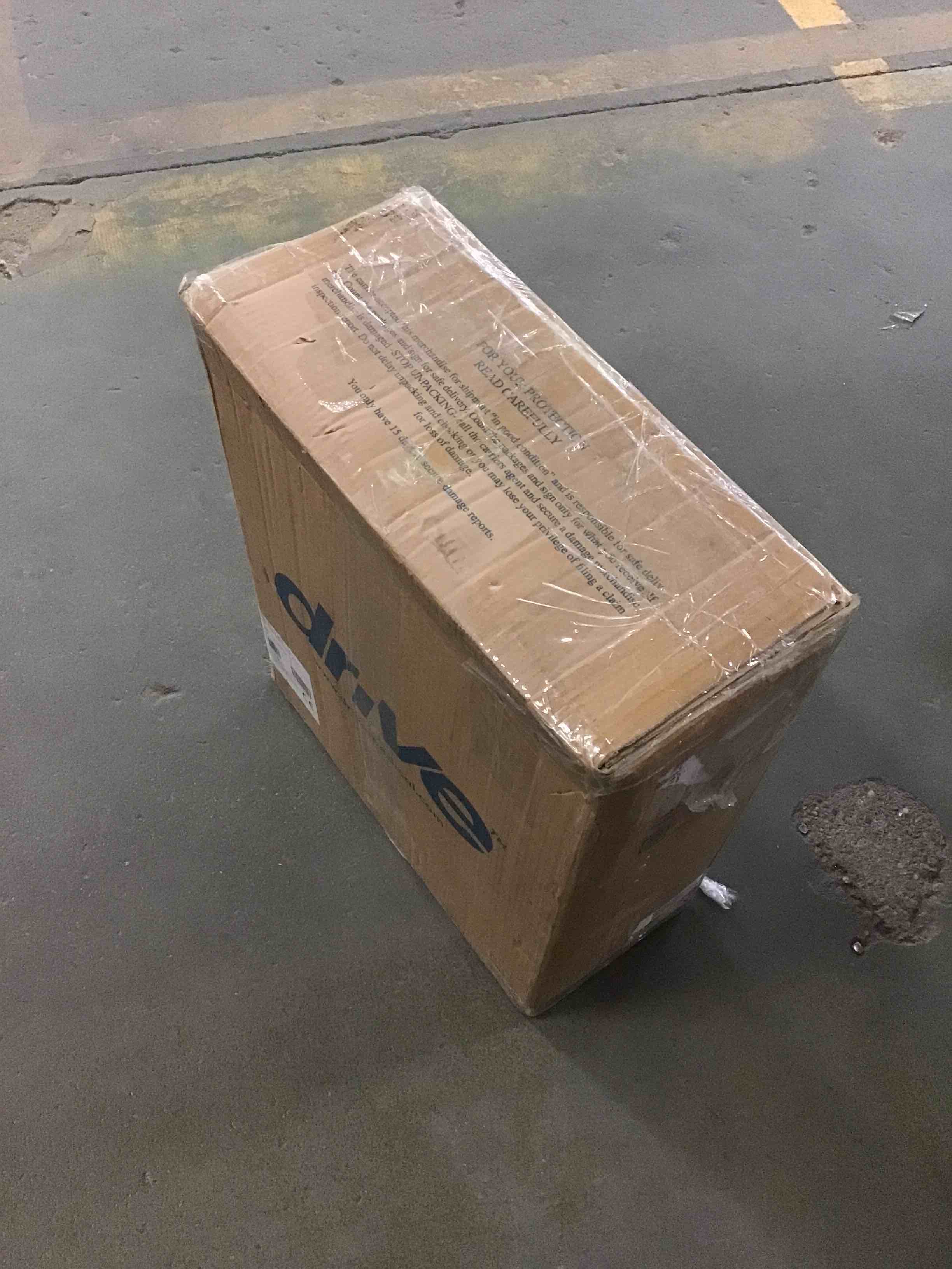 https://s3.amazonaws.com/lotting-images-prod/bidfta/PNK1442385_1742494737661.jpeg