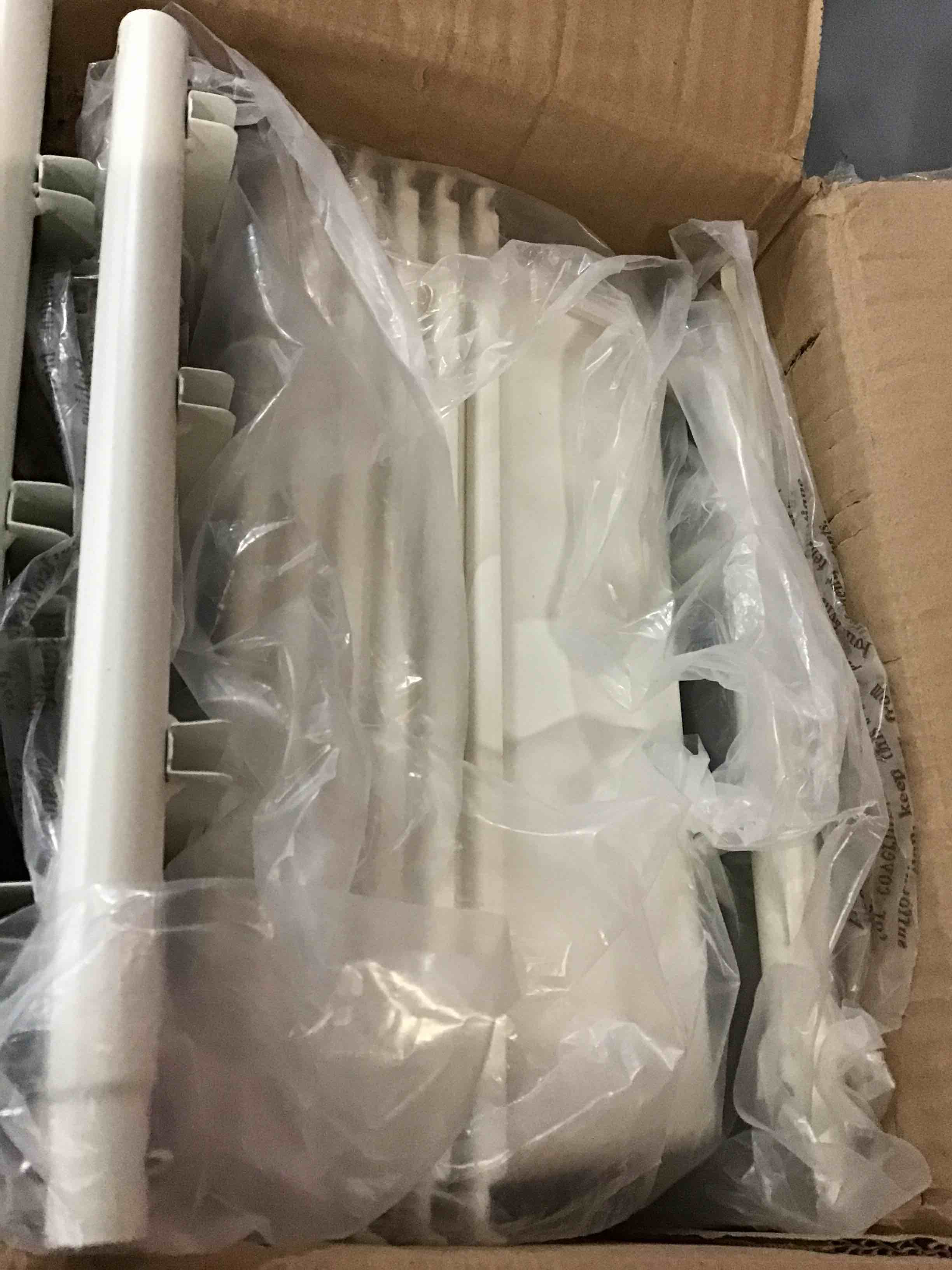 https://s3.amazonaws.com/lotting-images-prod/bidfta/PNK1442902_1745328551466.jpeg