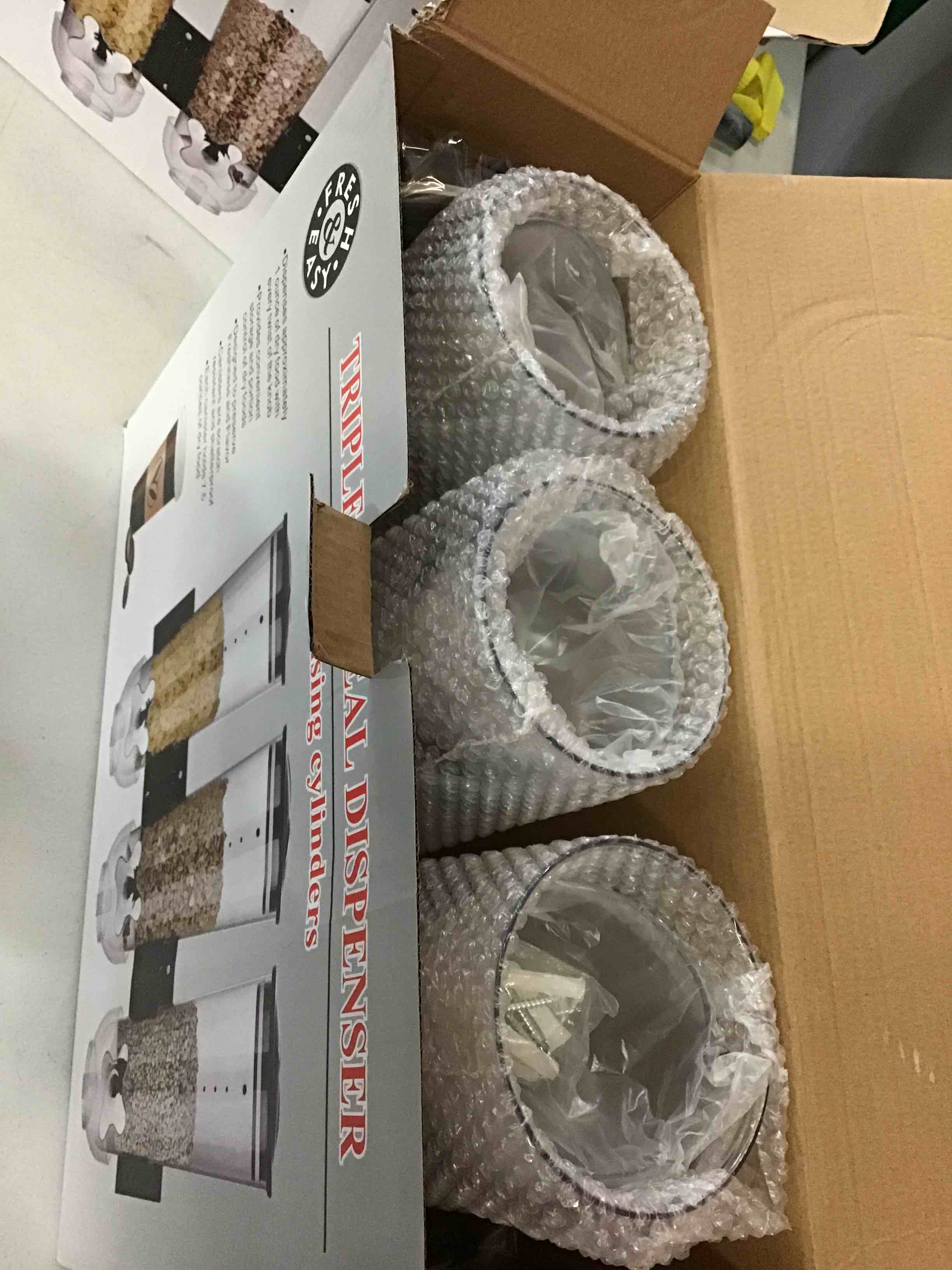 https://s3.amazonaws.com/lotting-images-prod/bidfta/PNK1442936_1745348370558.jpeg